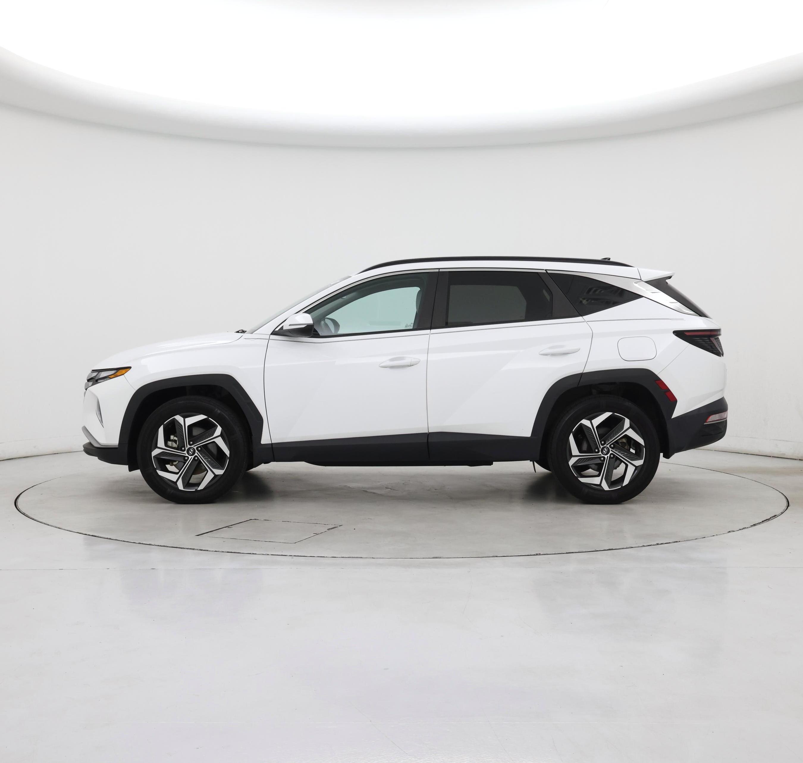 Thumbnail: 2023 Hyundai Tucson - 3