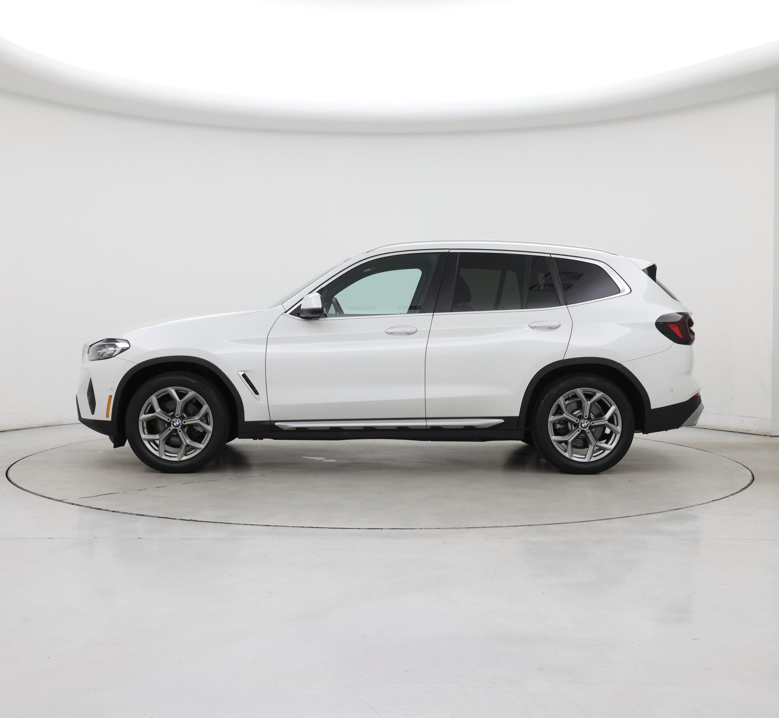 Thumbnail: 2023 BMW X3 - 3