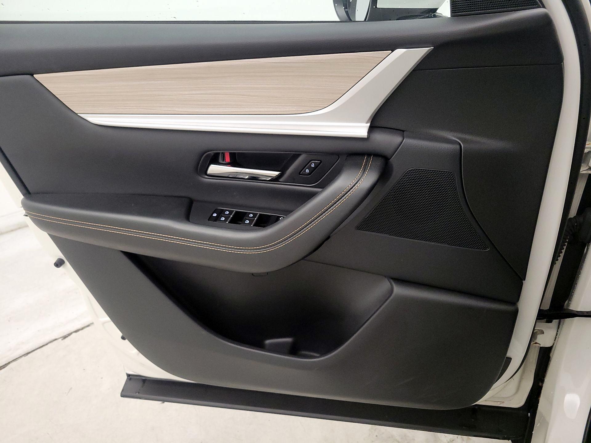 Thumbnail: 2024 Mazda CX-90 - 12
