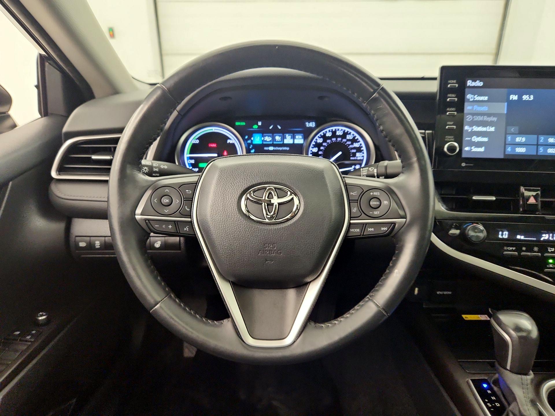 Thumbnail: 2022 Toyota Camry - 10