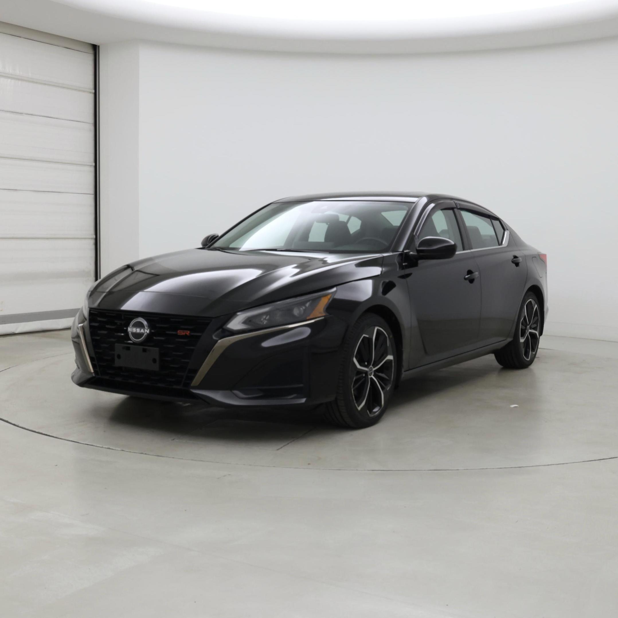Thumbnail: 2023 Nissan Altima - 4
