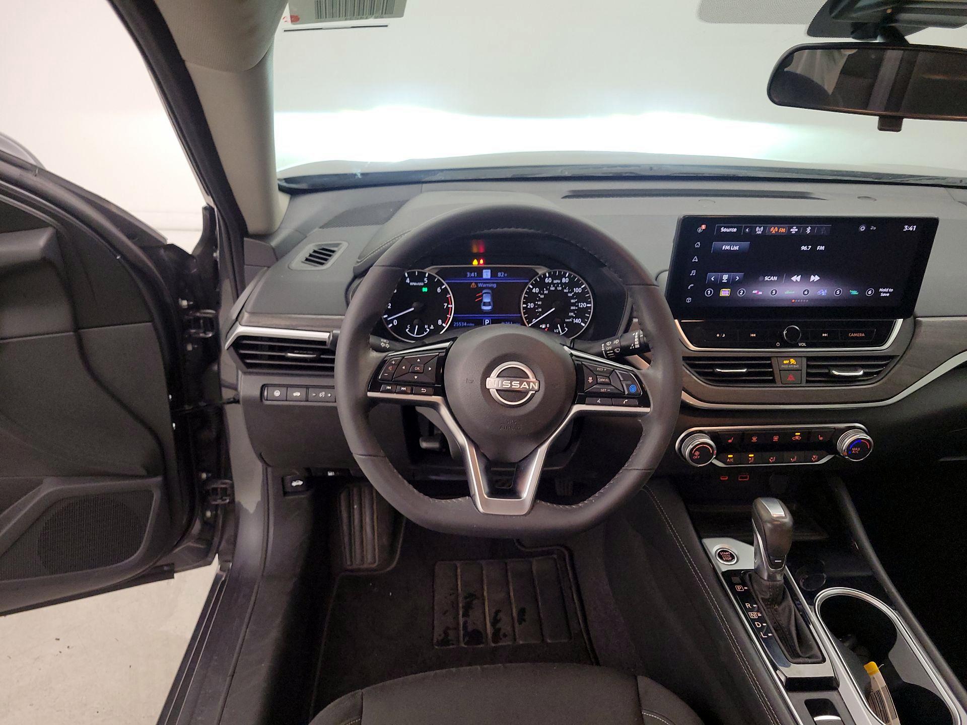 Thumbnail: 2024 Nissan Altima - 10