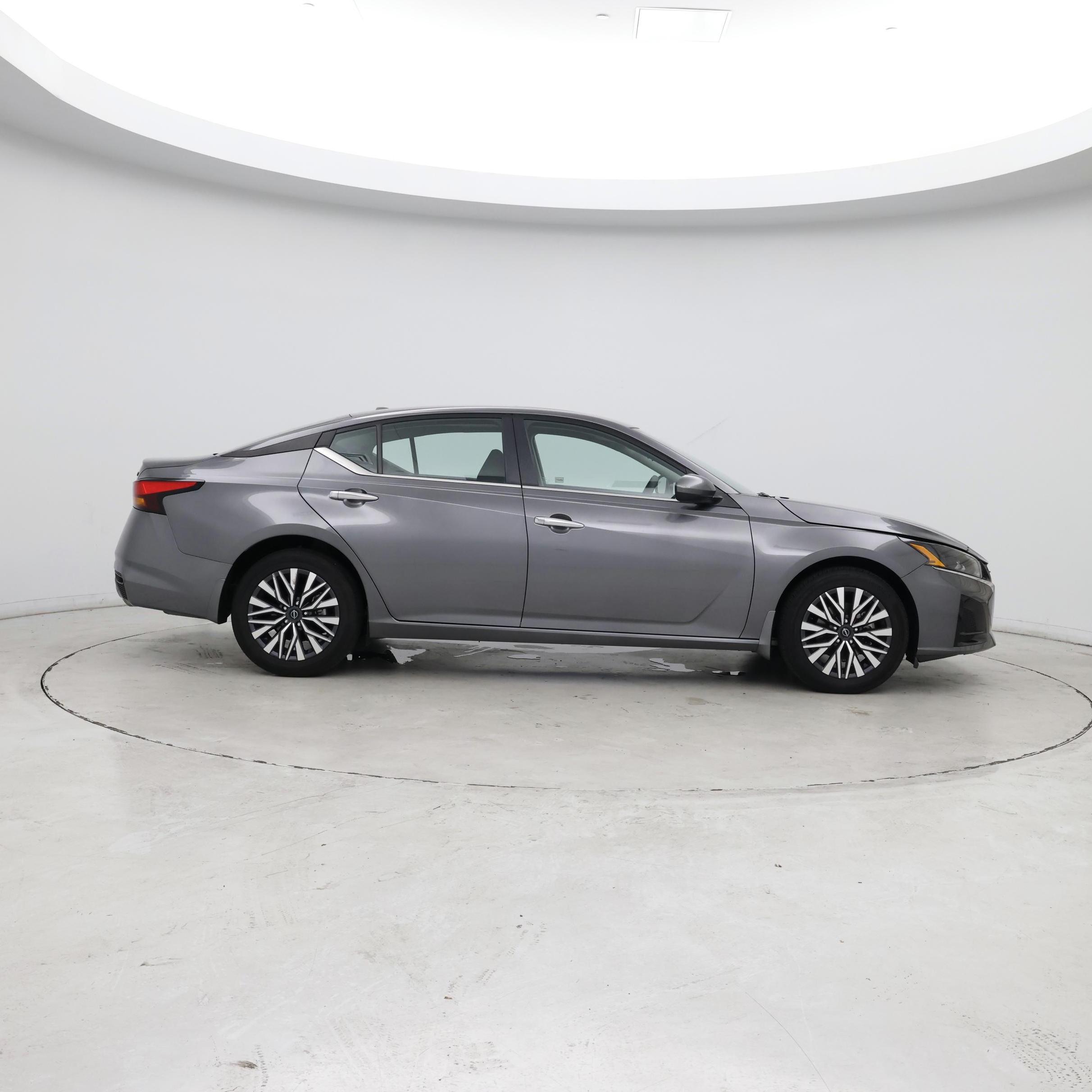 Thumbnail: 2024 Nissan Altima - 7