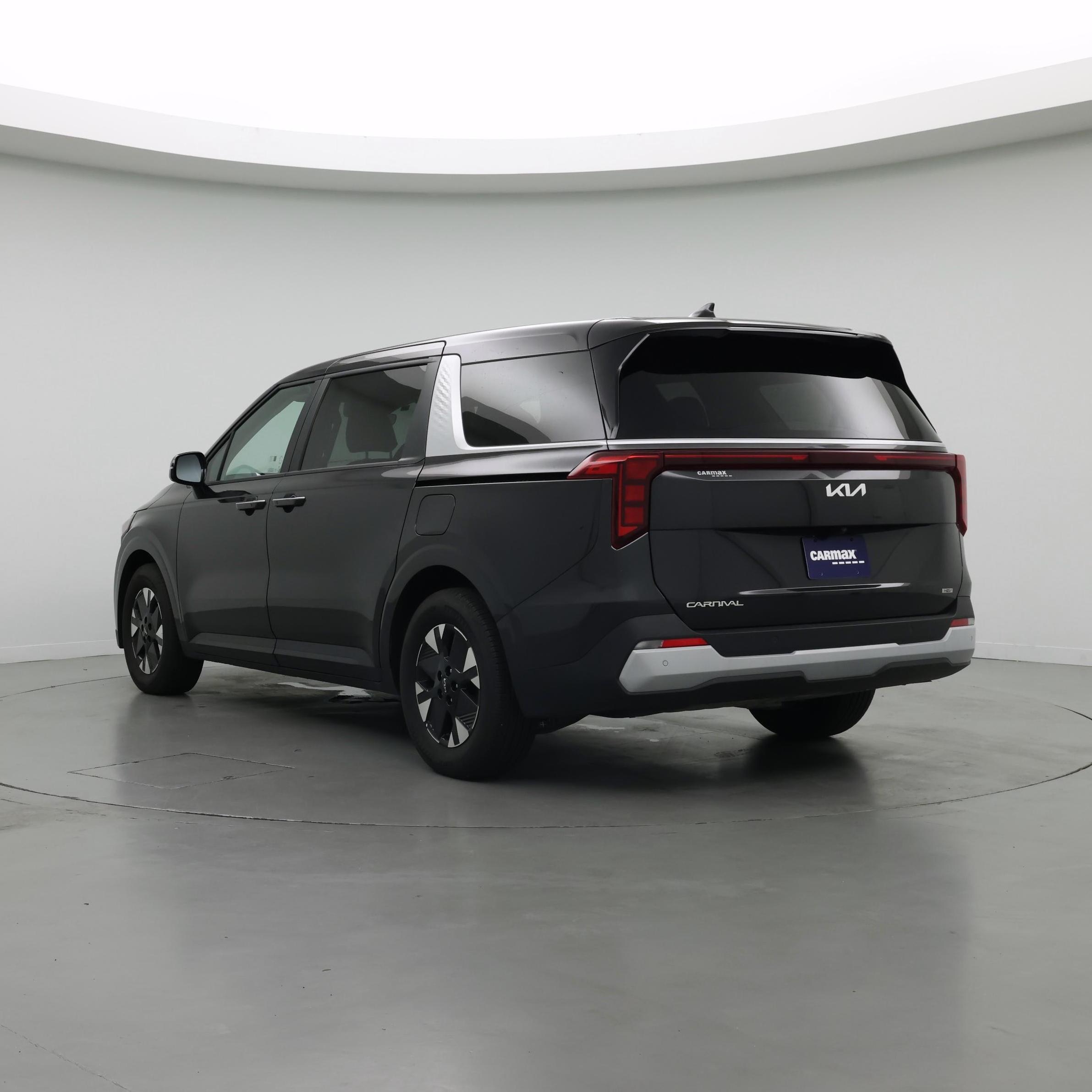 Thumbnail: 2026 Kia Carnival - 2