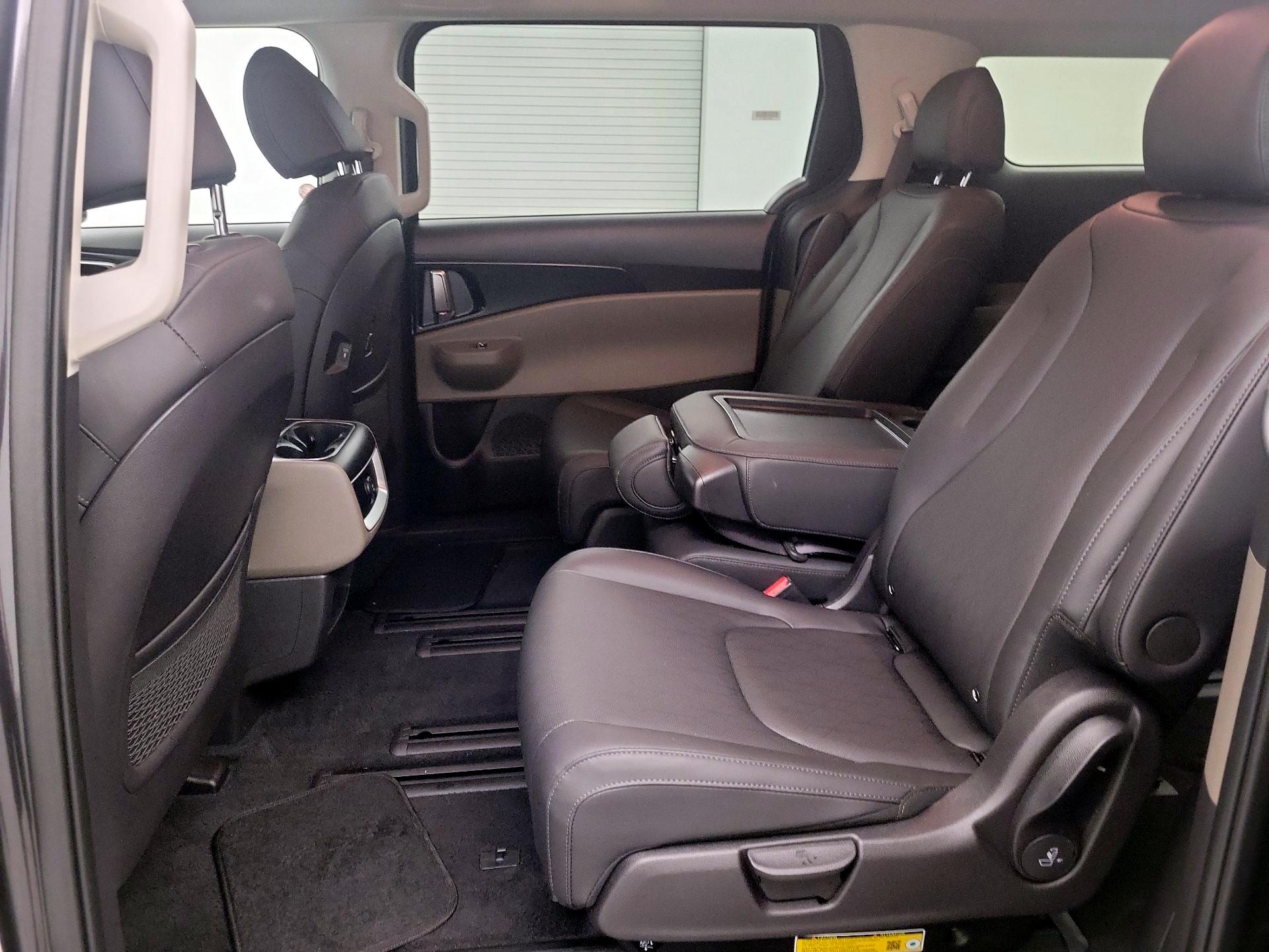 Thumbnail: 2026 Kia Carnival - 19
