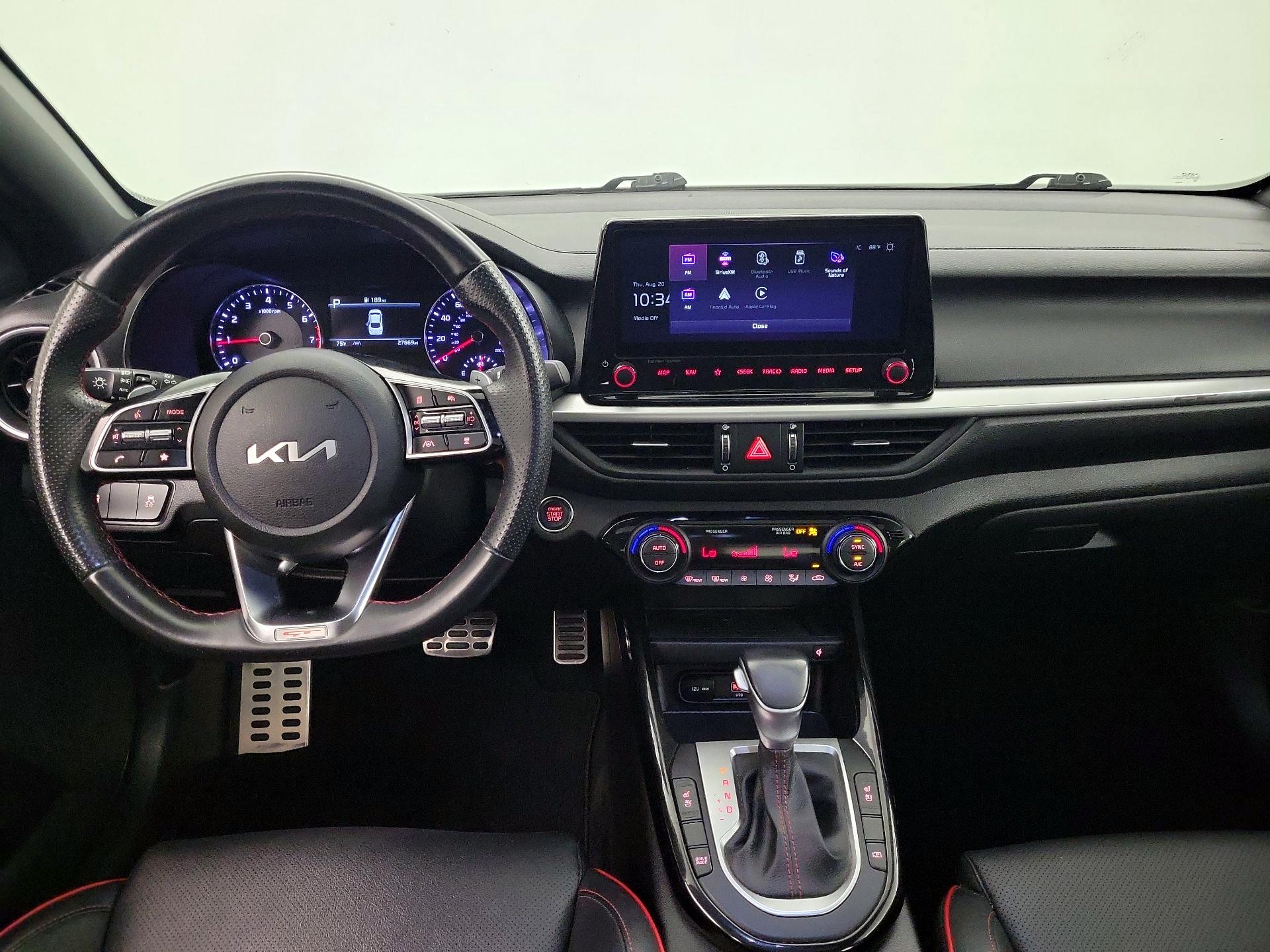 Thumbnail: 2023 Kia Forte - 9