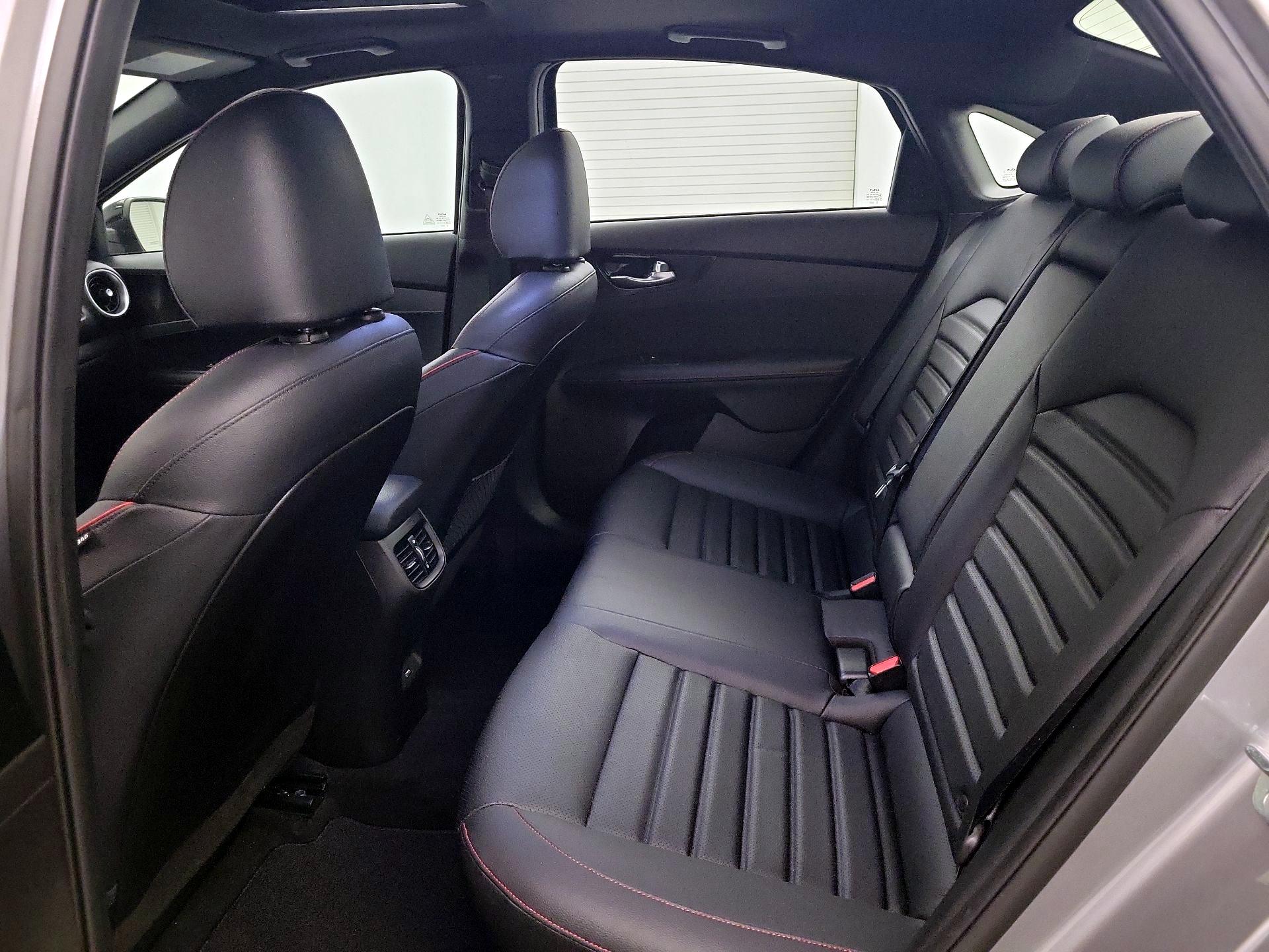 Thumbnail: 2023 Kia Forte - 20