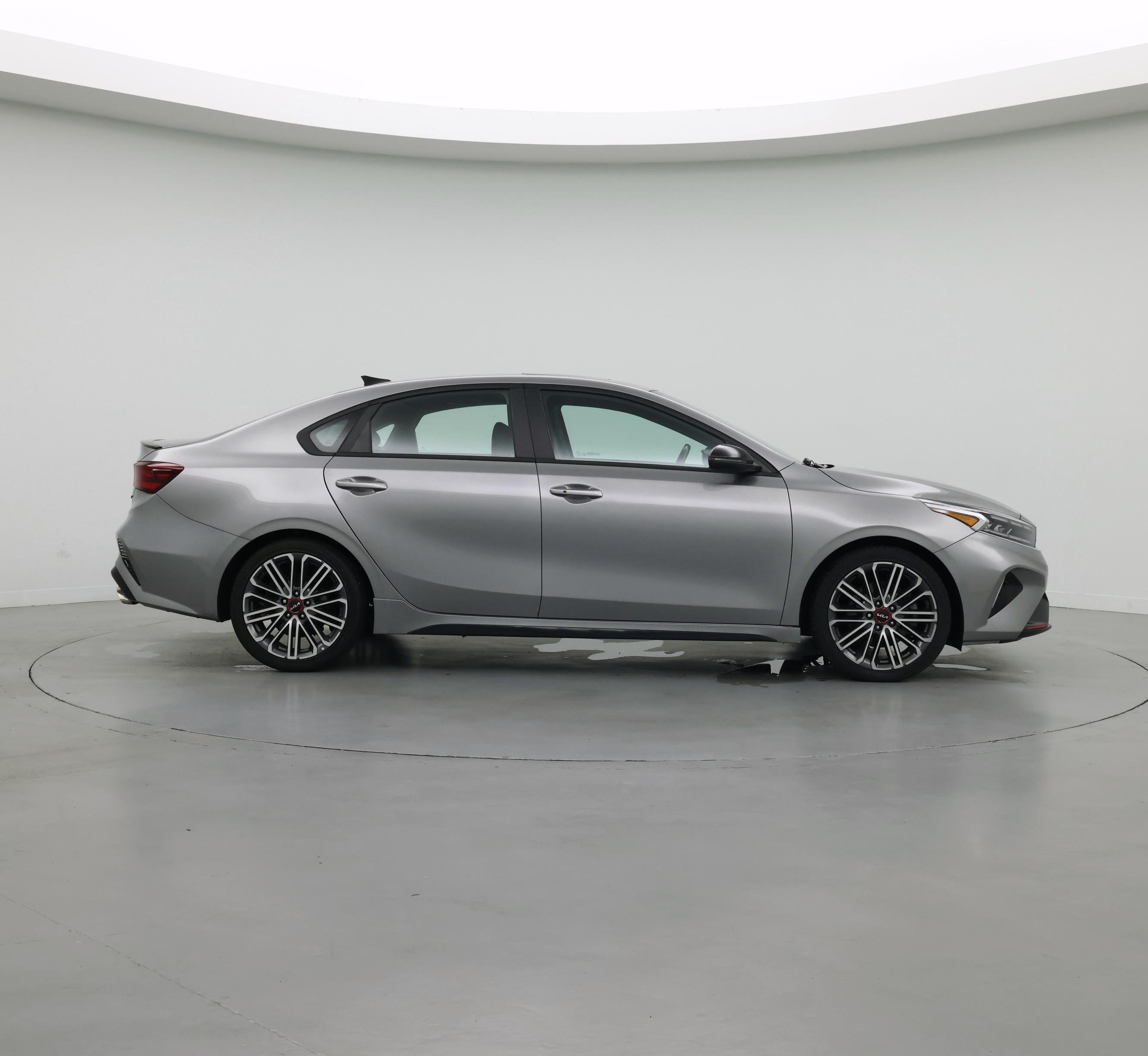 Thumbnail: 2023 Kia Forte - 7
