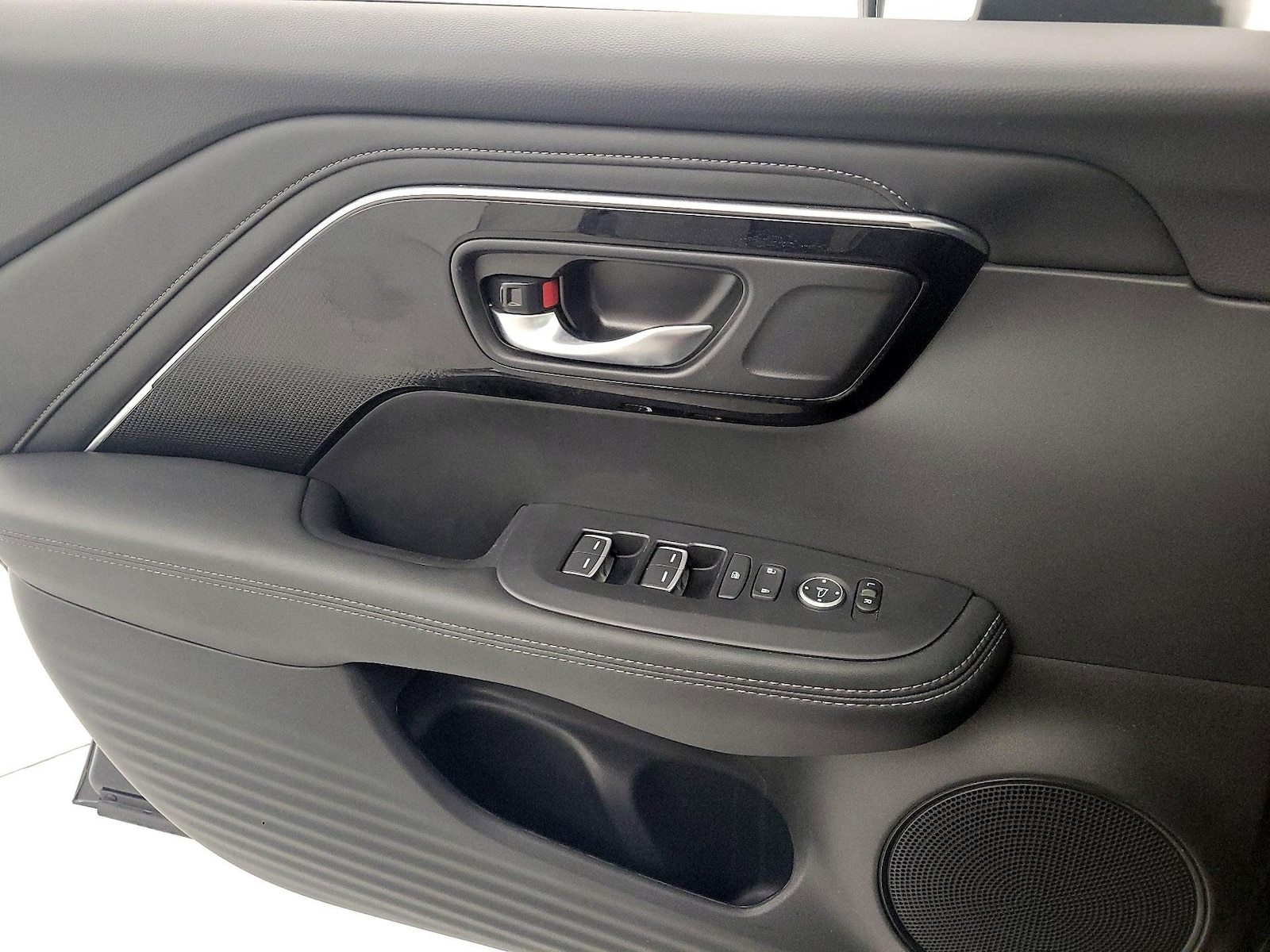 2025 Acura ADX Base - Photo 13