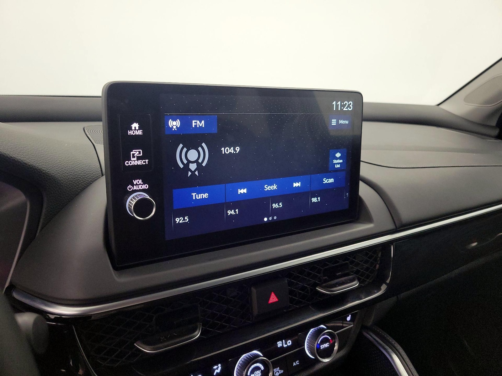 2025 Acura ADX Base - Photo 16