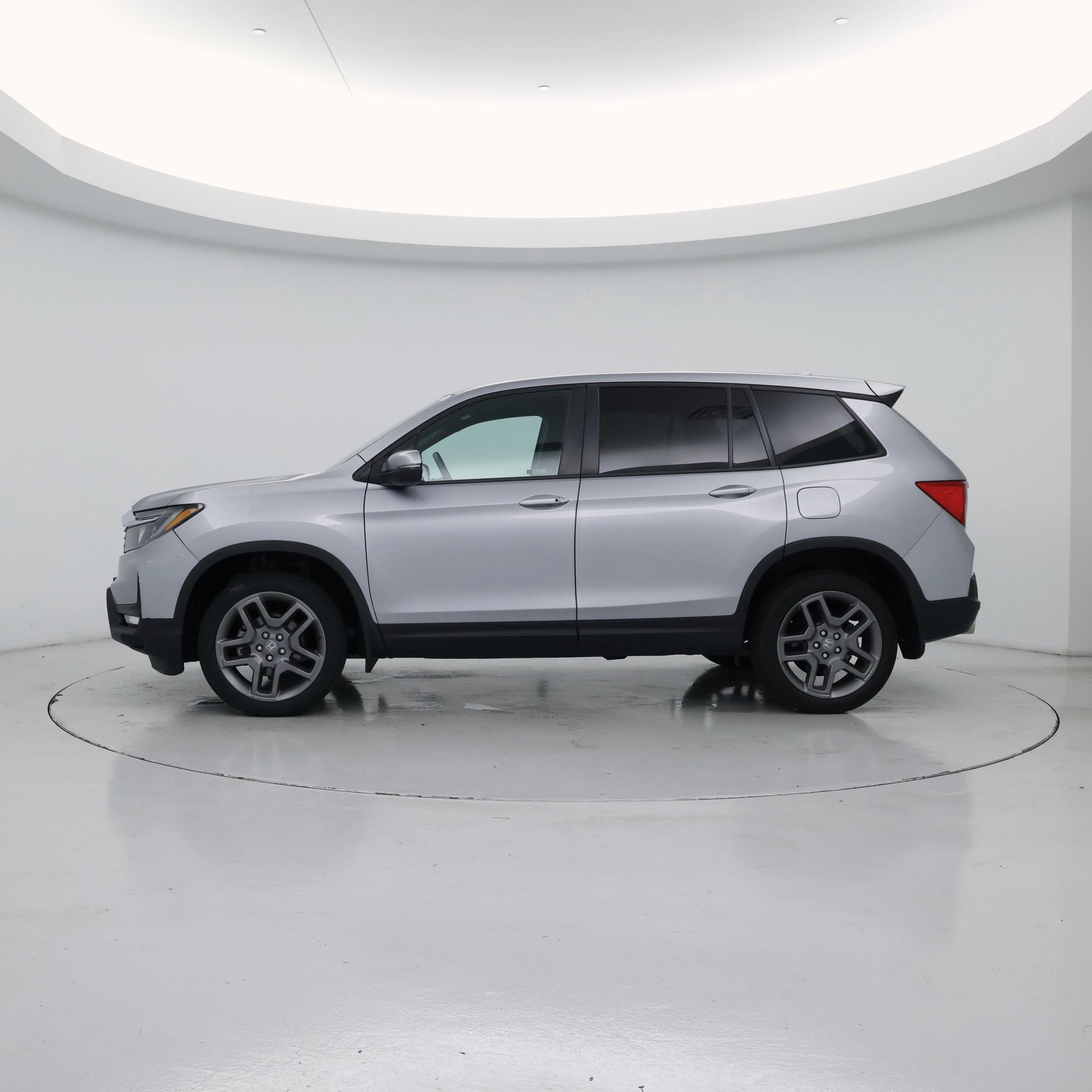 Thumbnail: 2023 Honda Passport - 3