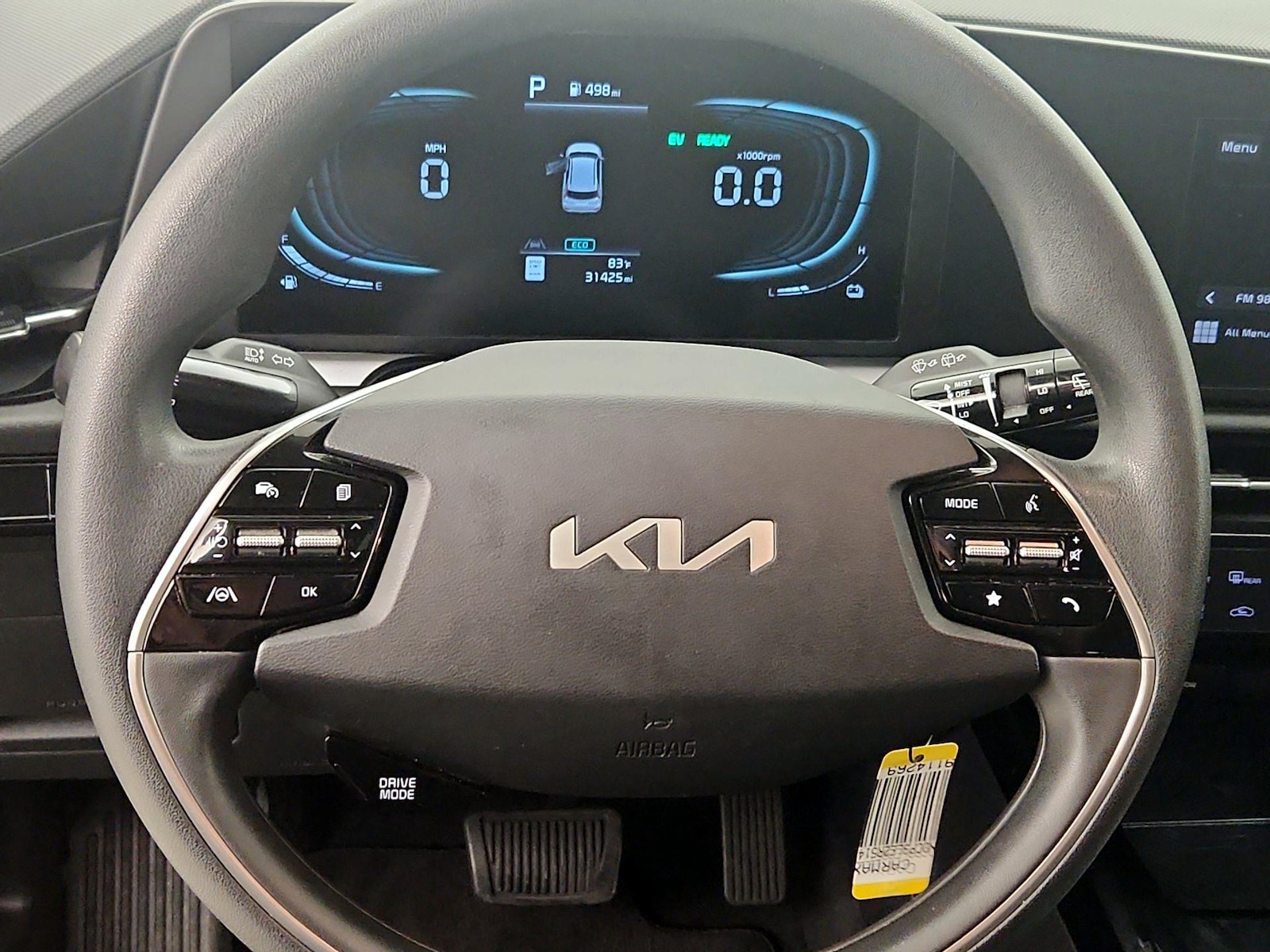 2024 Kia Niro LX - Photo 11