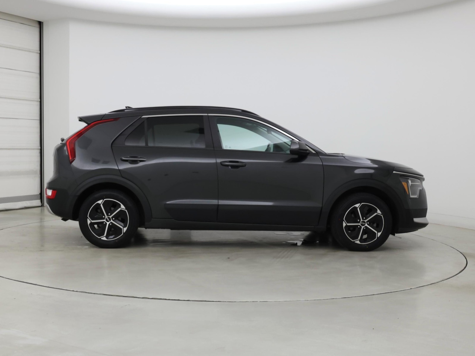 2024 Kia Niro LX - Photo 8