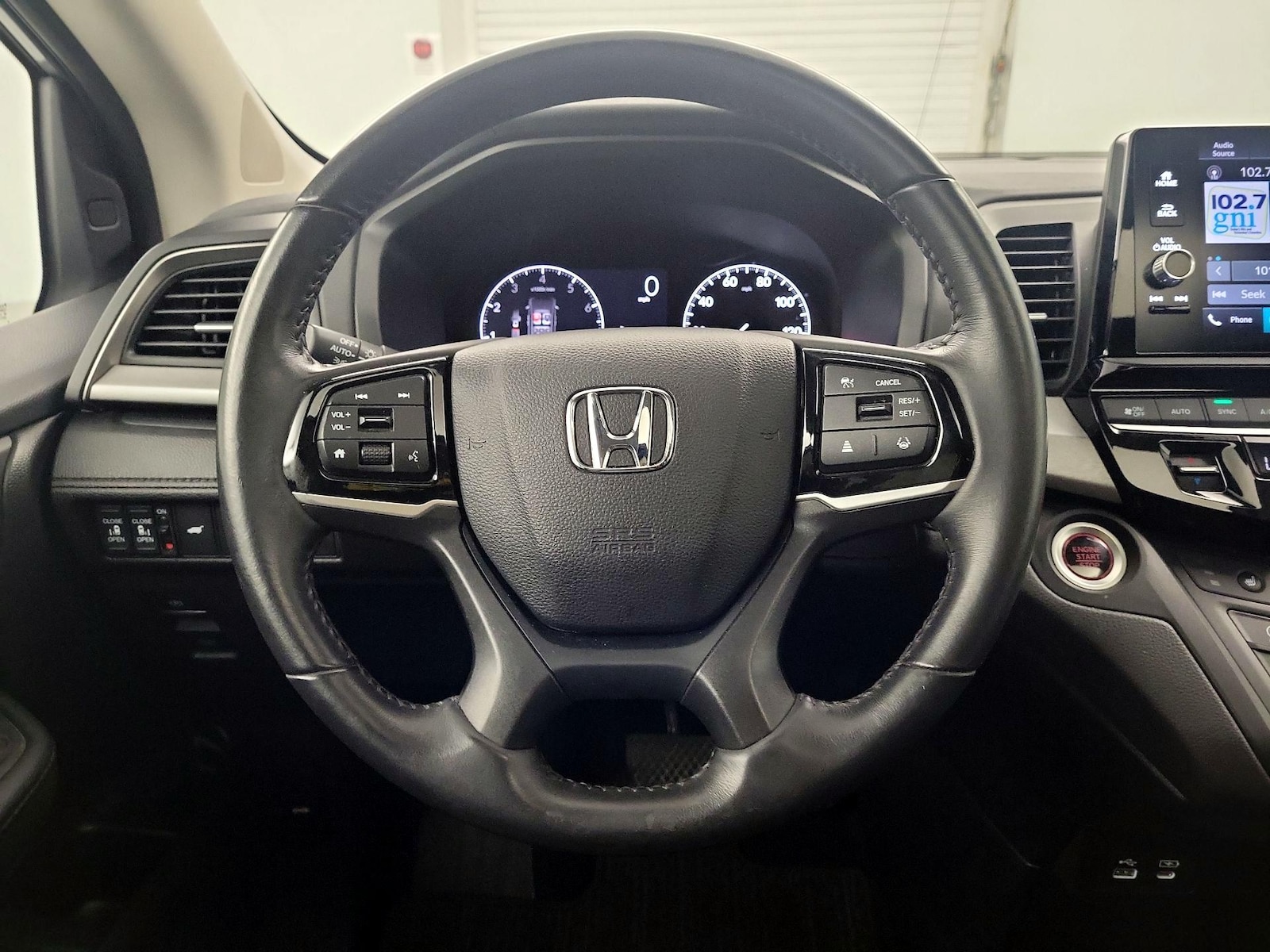 2025 Honda Odyssey EX-L - Photo 11