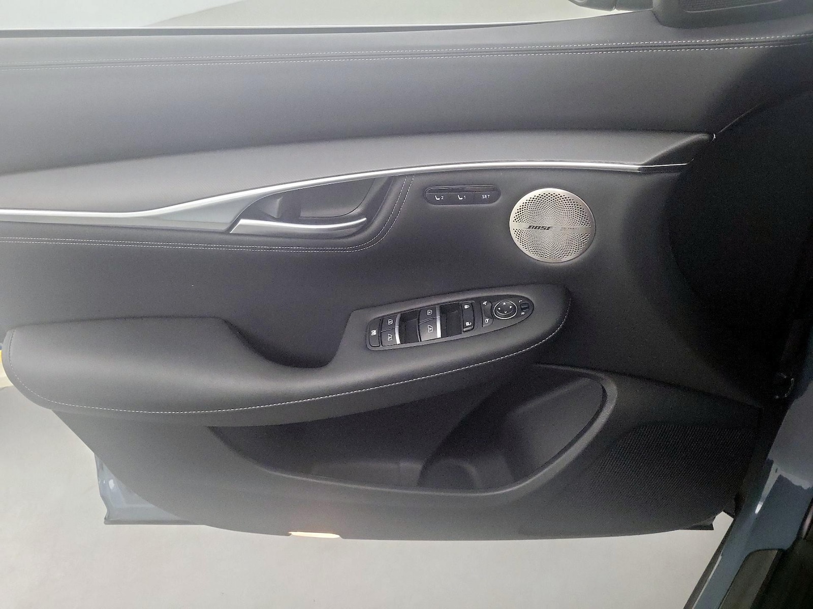 2025 INFINITI QX55 Essential - Photo 13