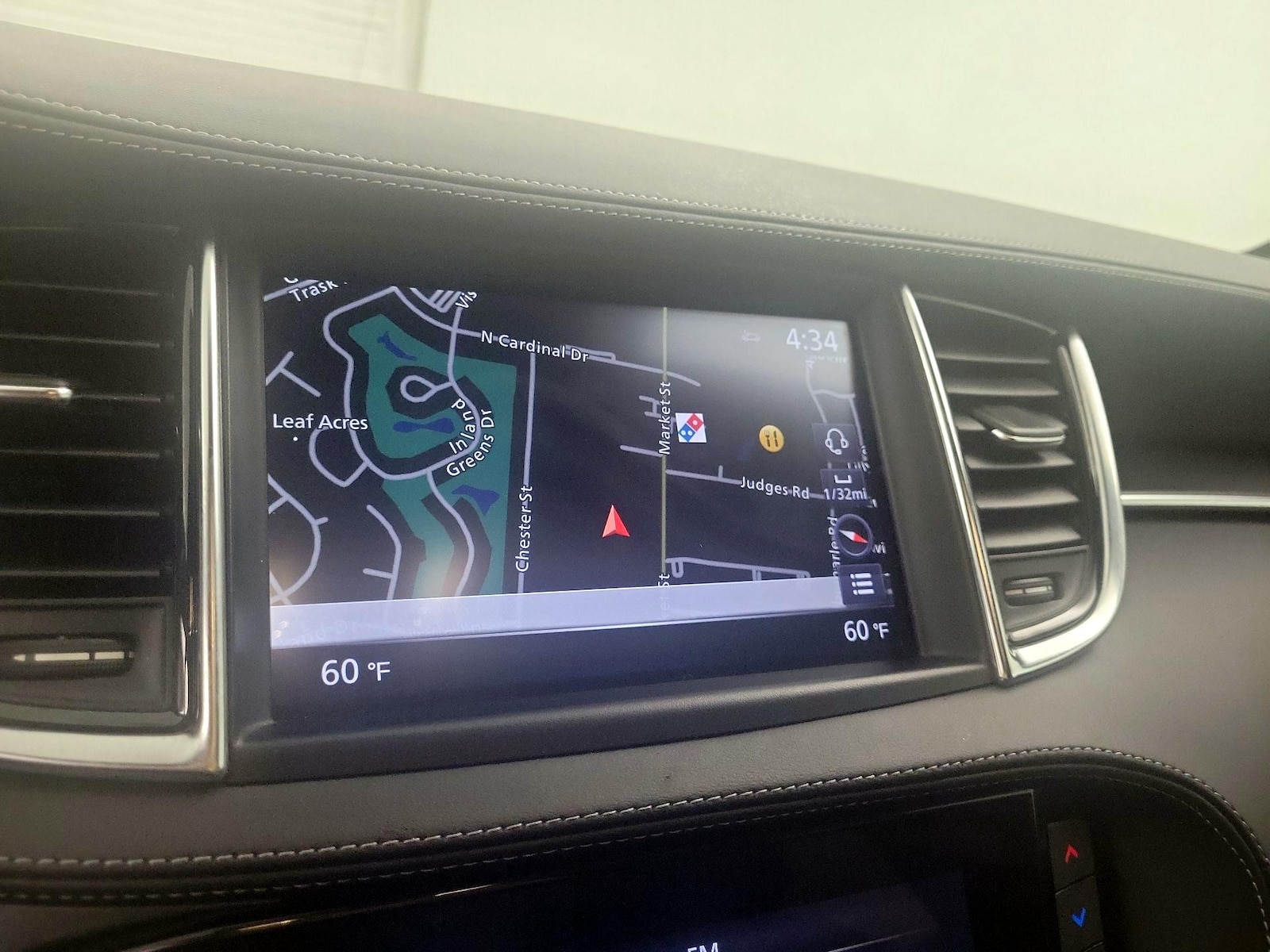 2025 INFINITI QX55 Essential - Photo 15