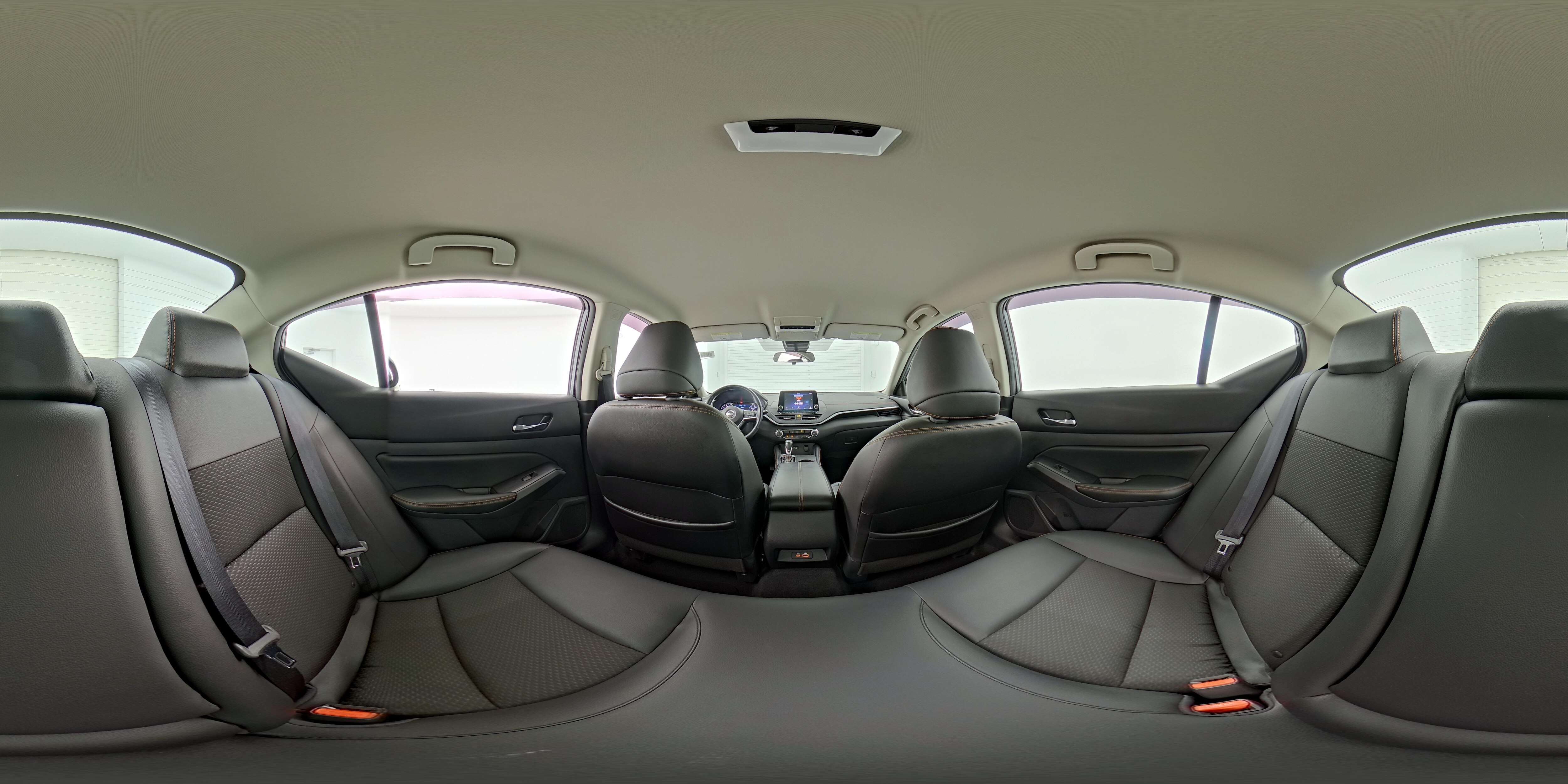 2020 Nissan Altima SR - Photo 25