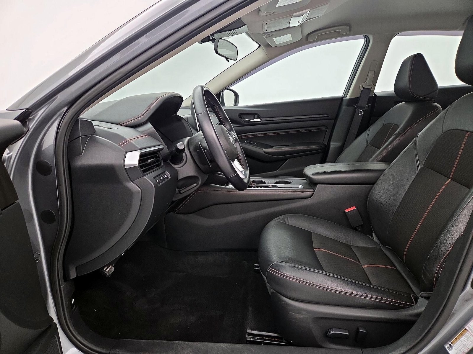 2020 Nissan Altima SR - Photo 12