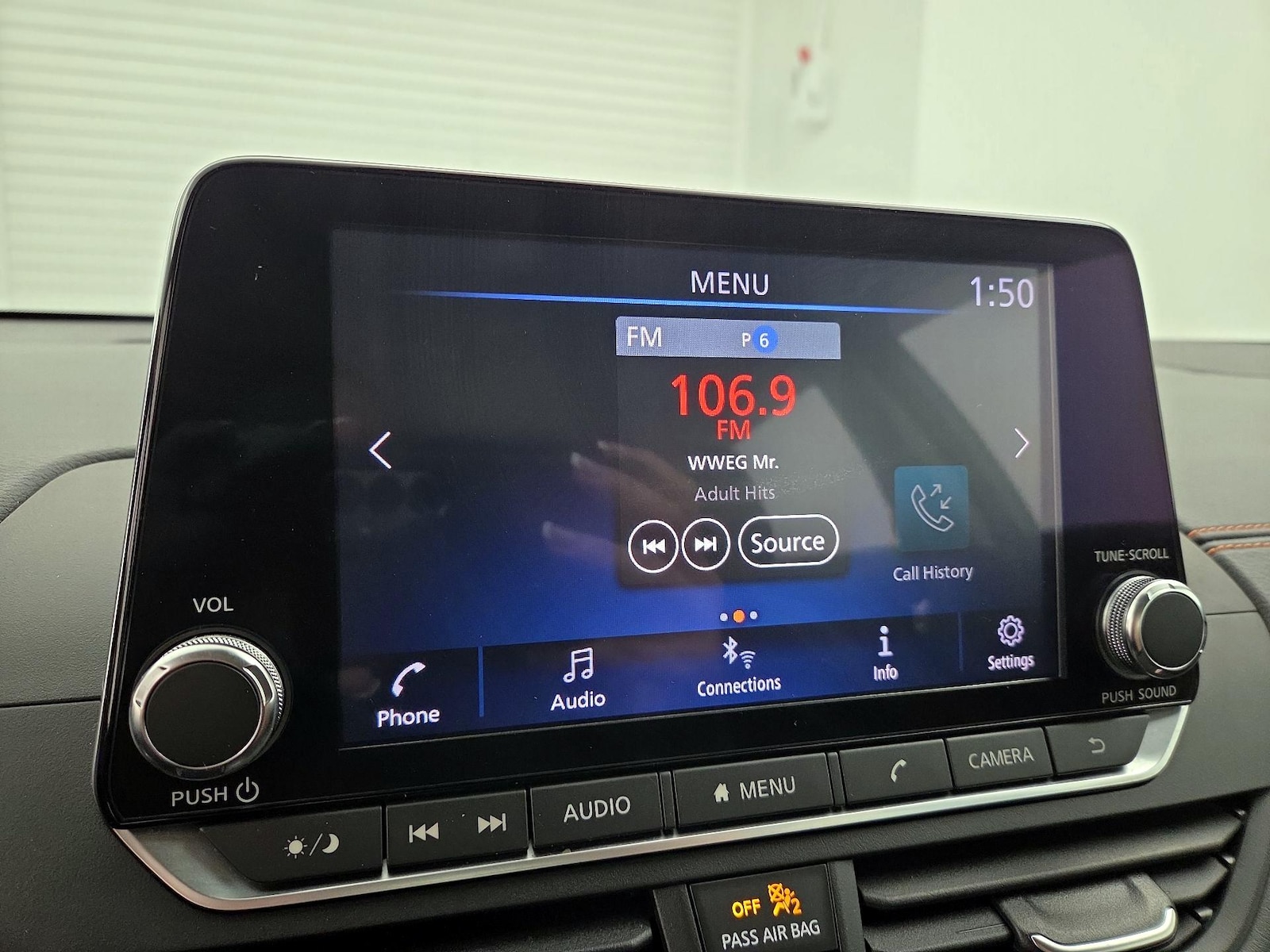 2020 Nissan Altima SR - Photo 16