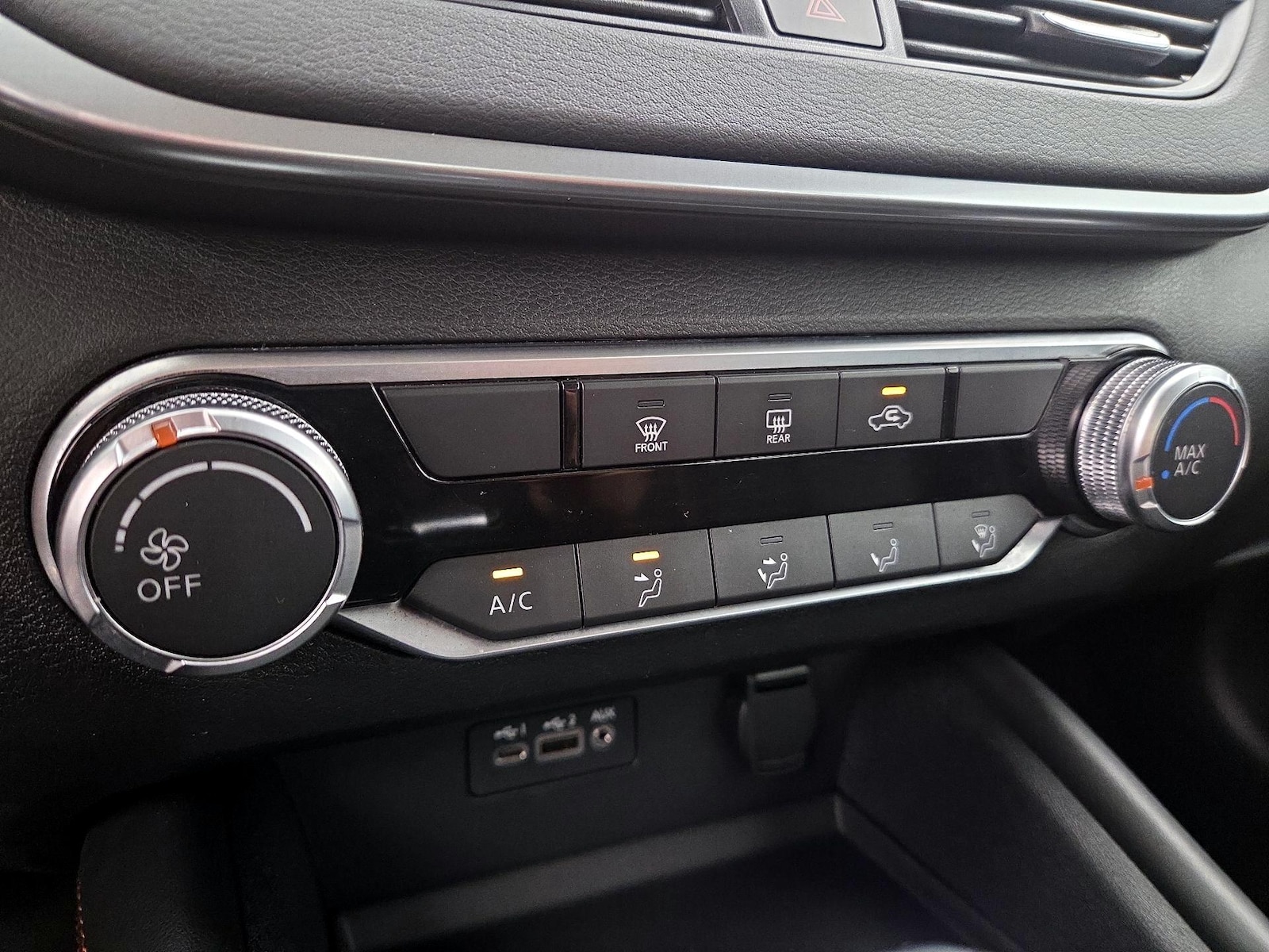 2020 Nissan Altima SR - Photo 17