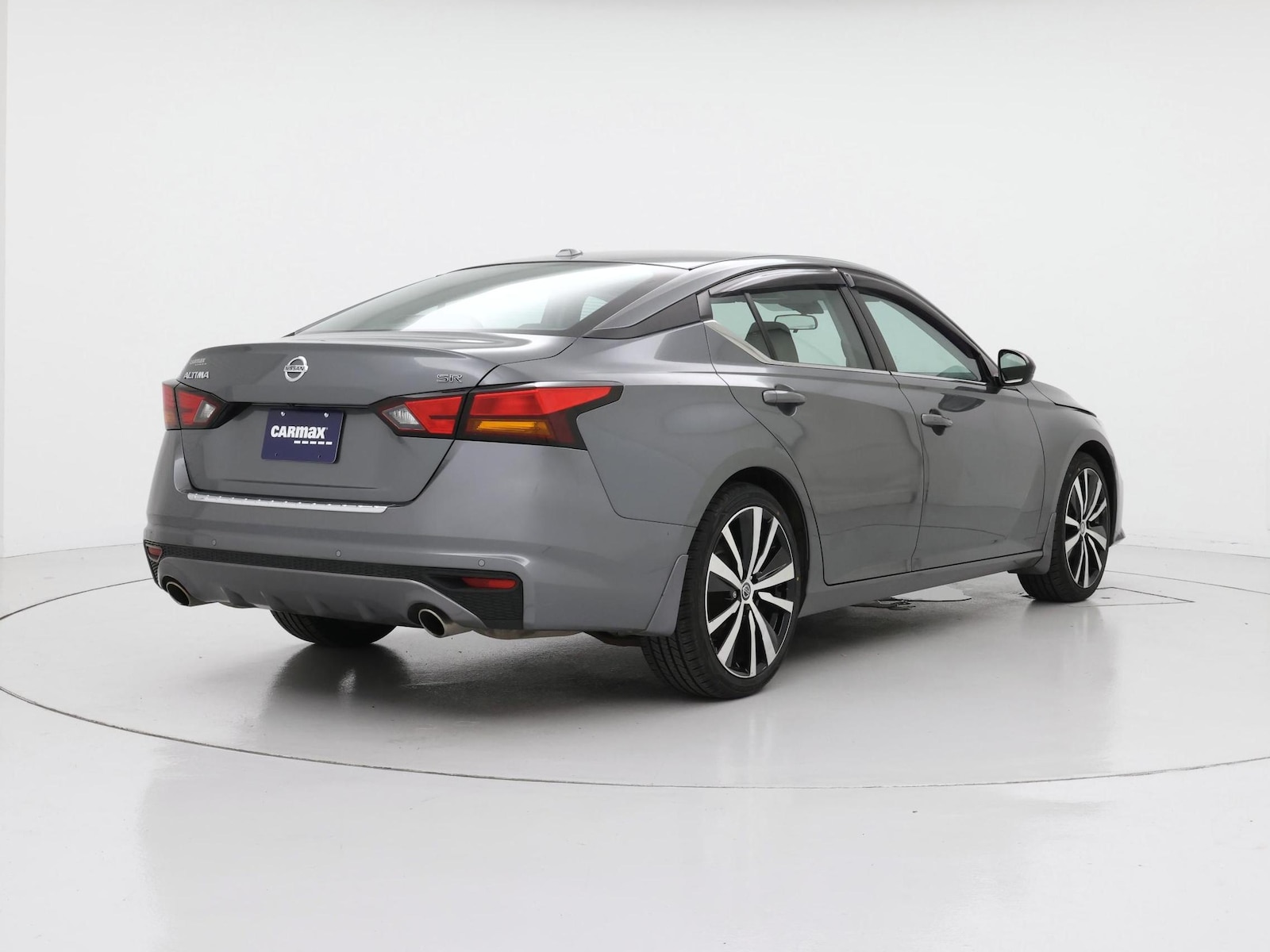2020 Nissan Altima SR - Photo 9