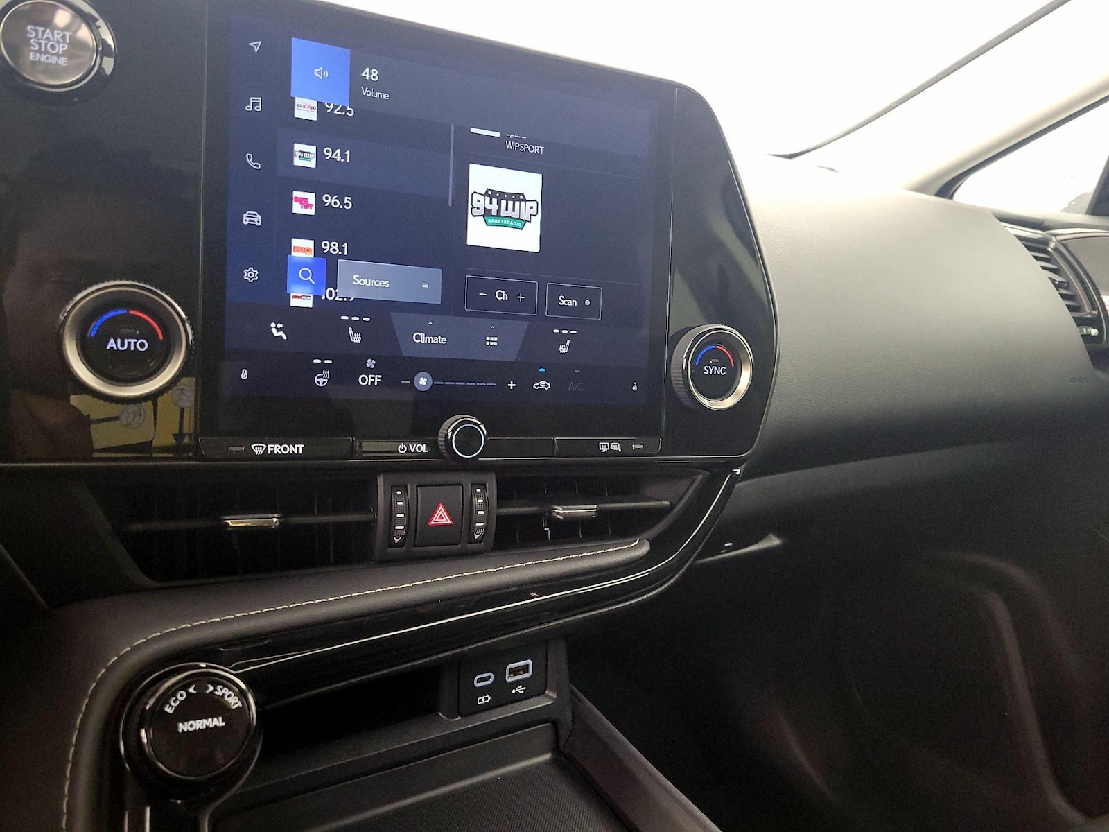 2024 Lexus NX 350 - Photo 17