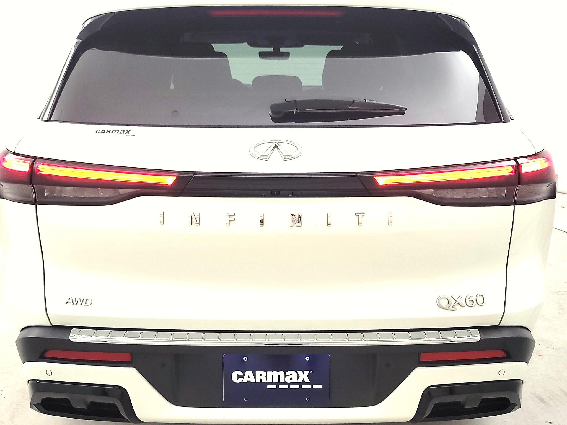Thumbnail: 2023 INFINITI QX60 - 6
