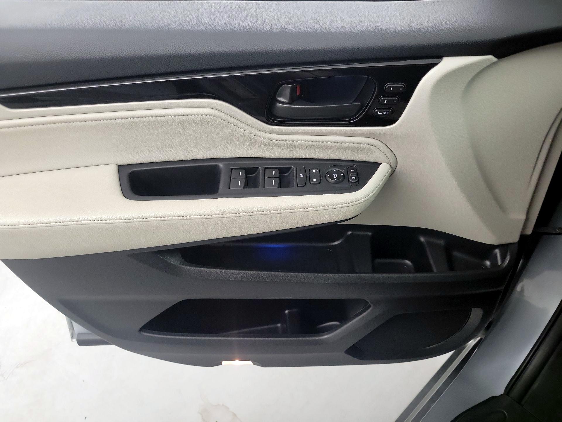Thumbnail: 2026 Honda Odyssey - 12