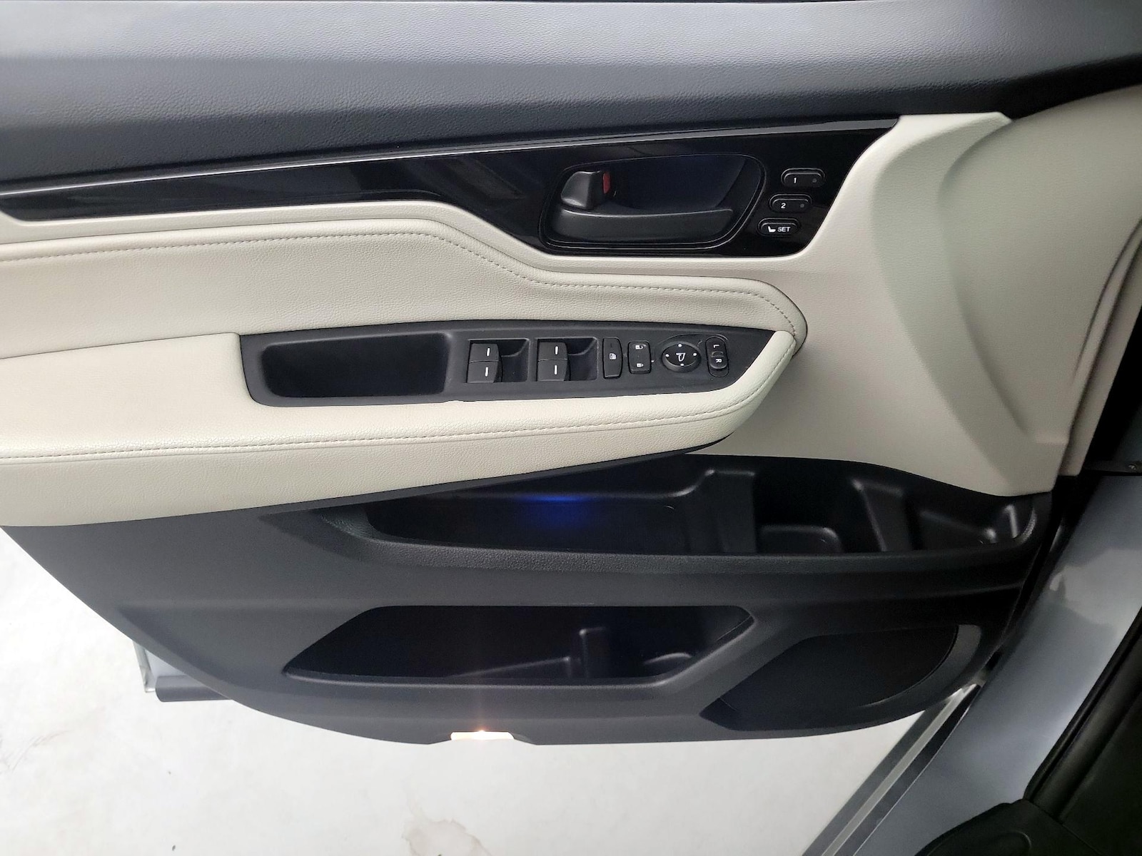 2026 Honda Odyssey Touring - Photo 13