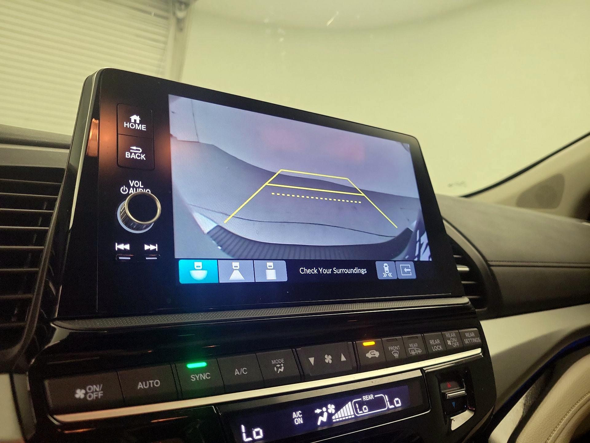 Thumbnail: 2026 Honda Odyssey - 15