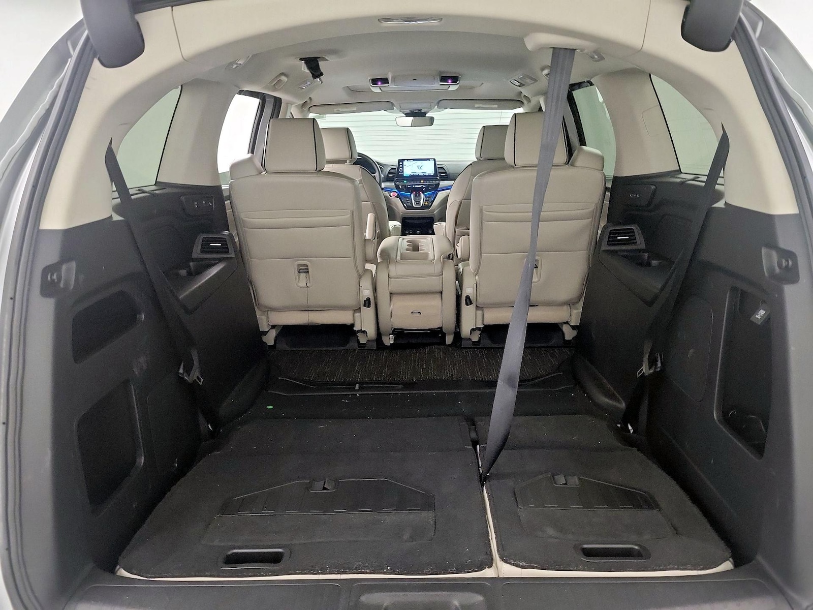 2026 Honda Odyssey Touring - Photo 25