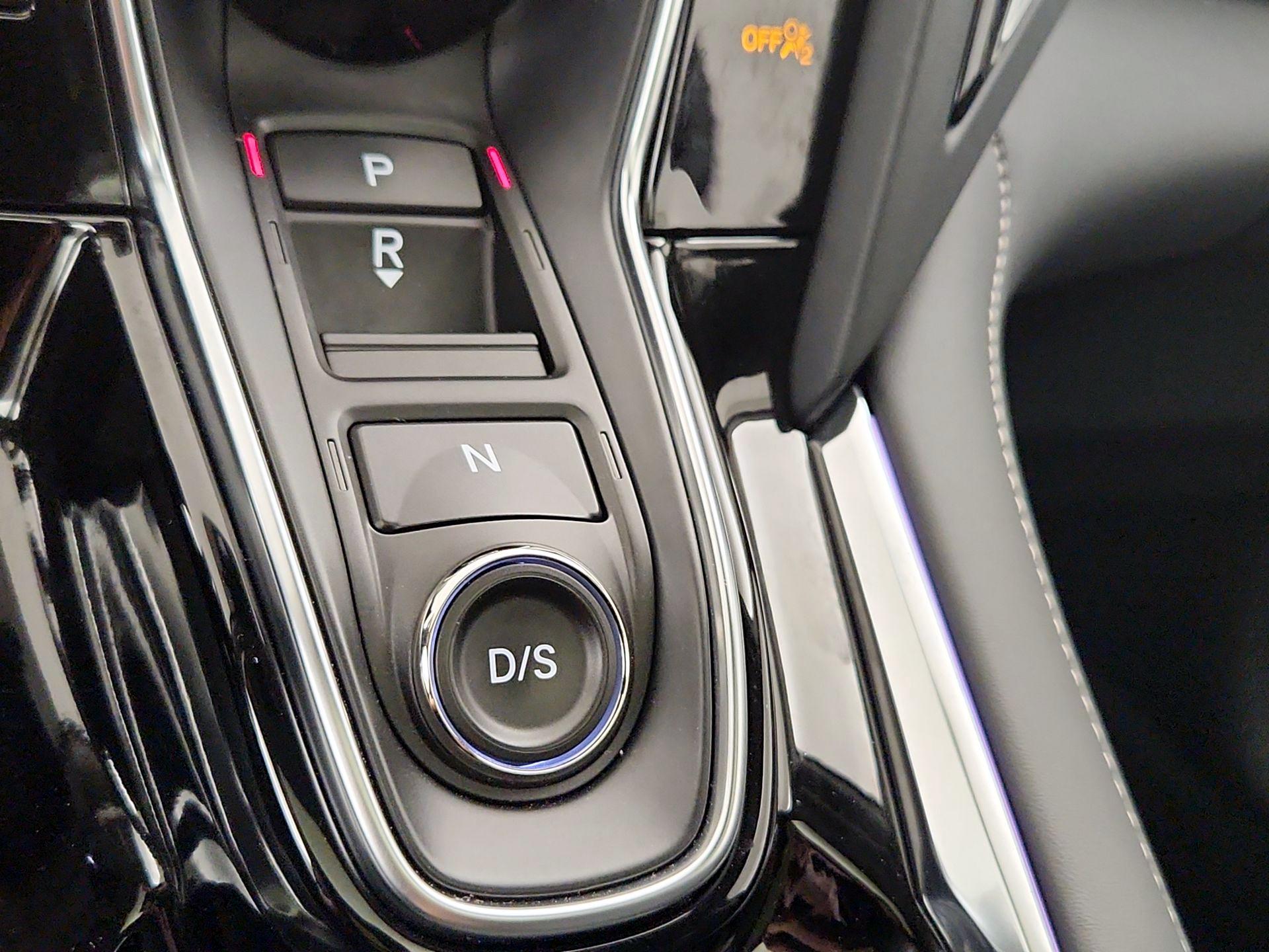 Thumbnail: 2024 Acura RDX - 18