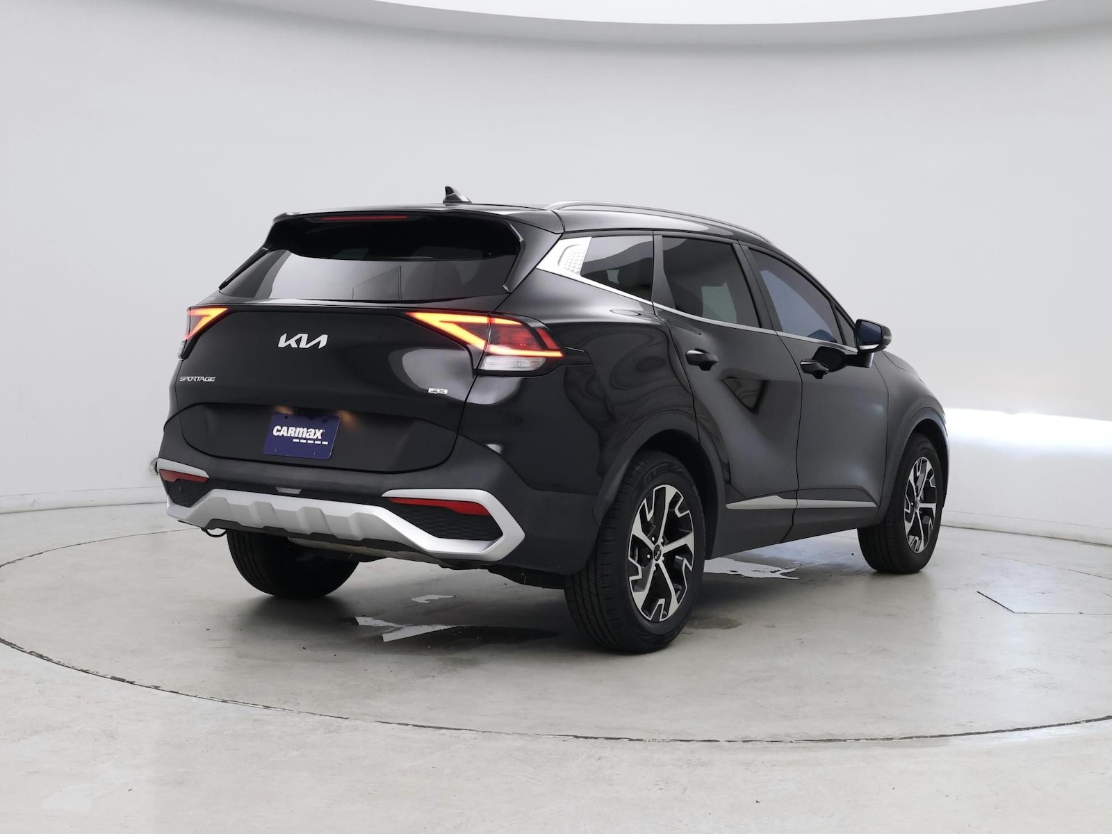 2024 Kia Sportage EX - Photo 9