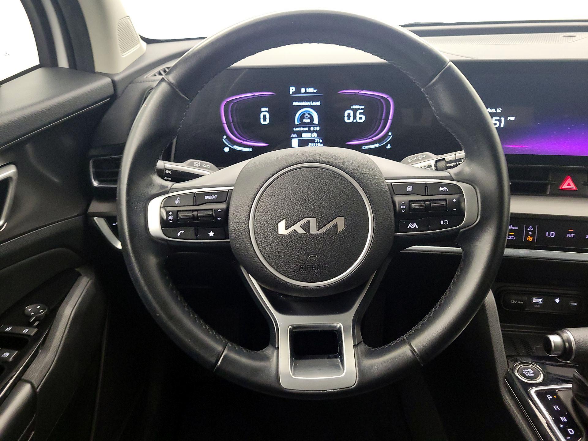 Thumbnail: 2023 Kia Sportage - 10