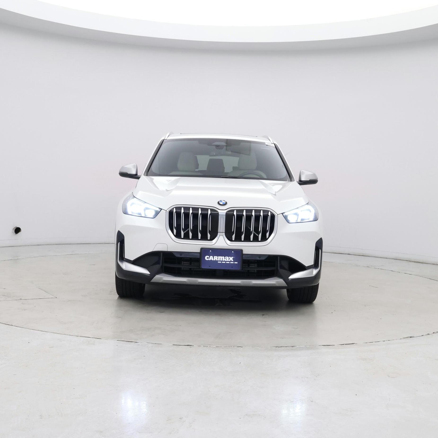 Thumbnail: 2023 BMW X1 - 5