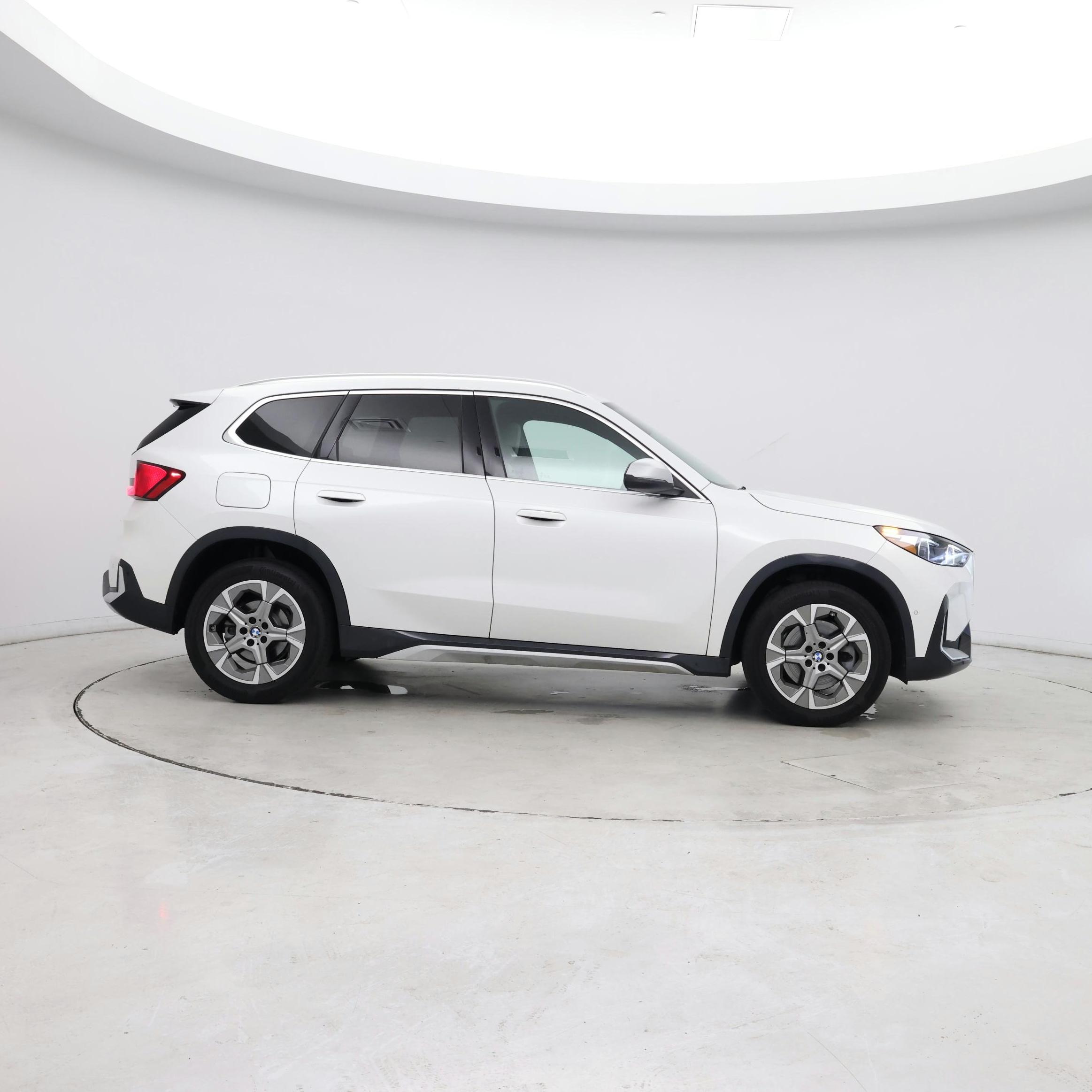 Thumbnail: 2023 BMW X1 - 7
