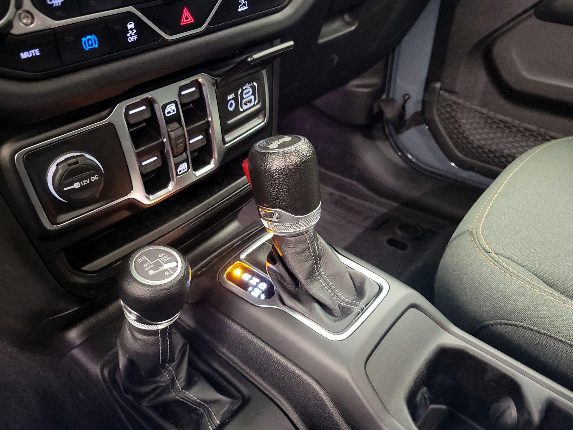 Thumbnail: 2024 Jeep Wrangler - 15