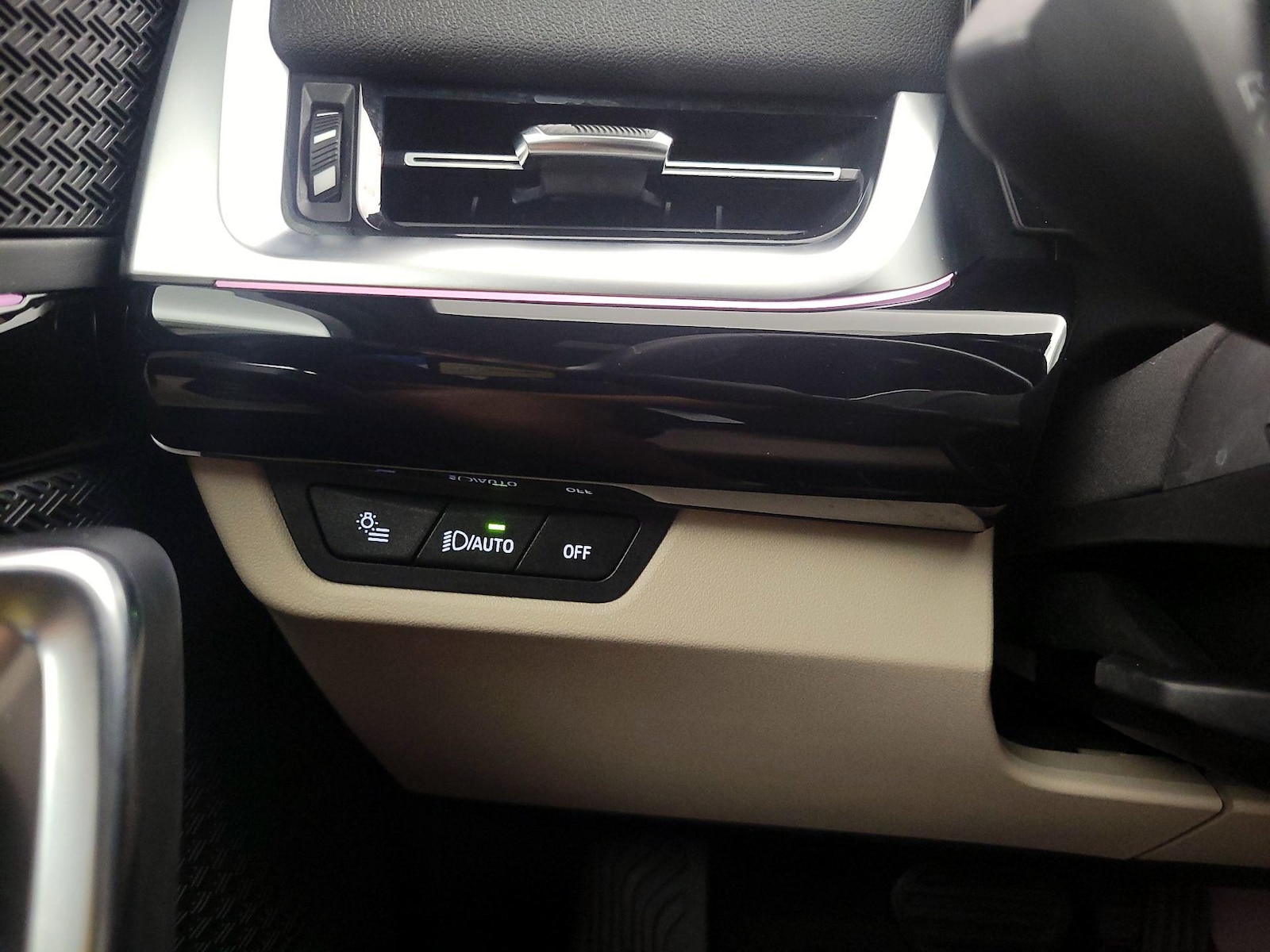 2023 BMW X1 28i - Photo 14