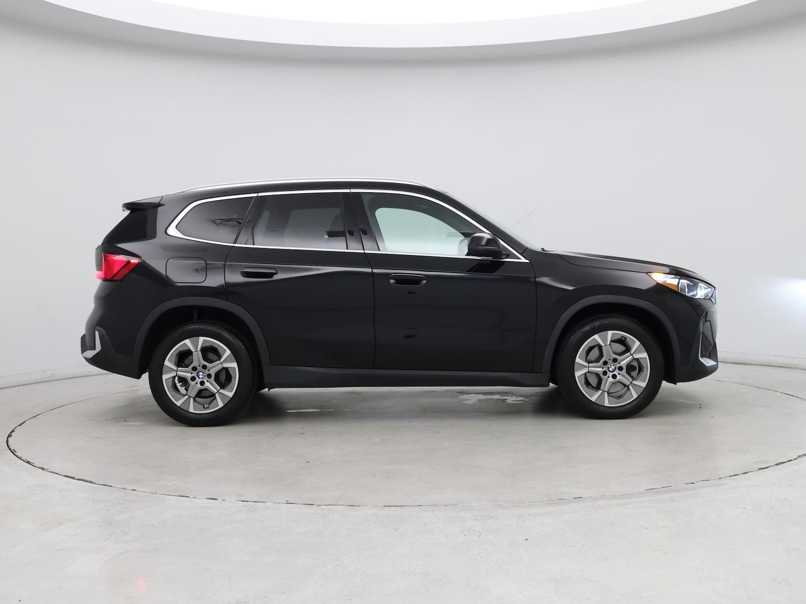2023 BMW X1 28i - Photo 8