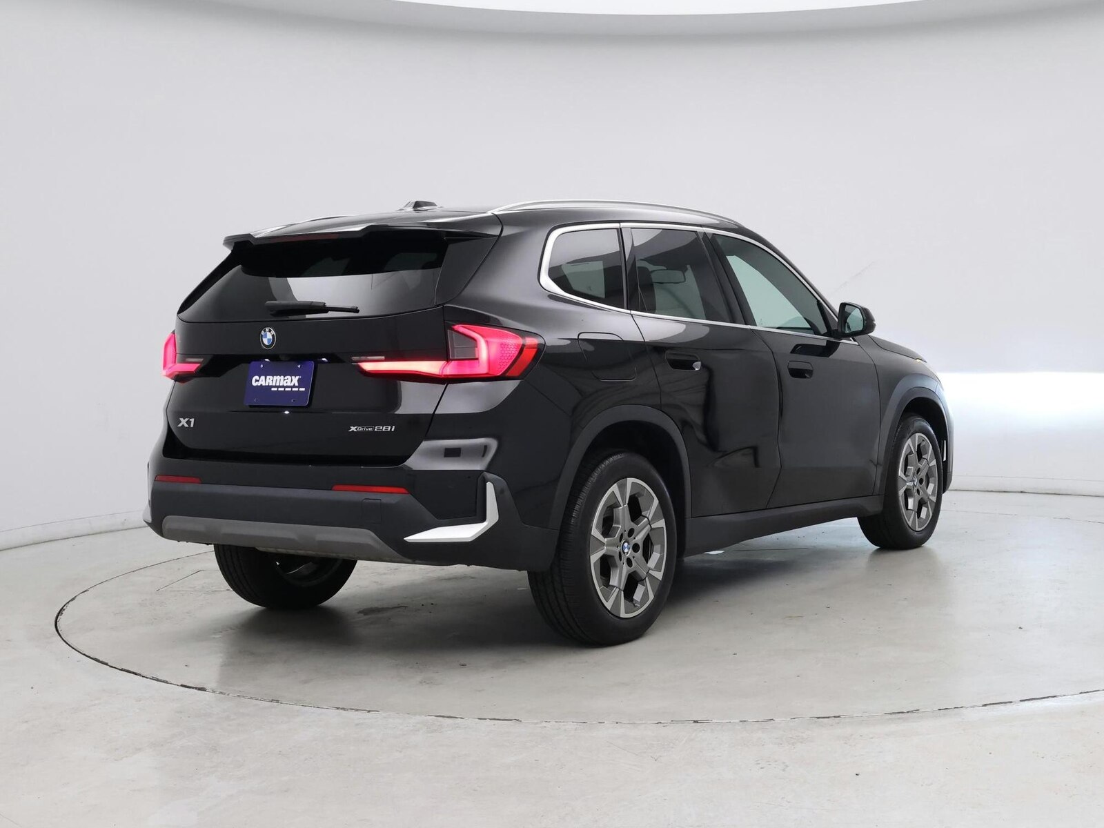 2023 BMW X1 28i - Photo 9