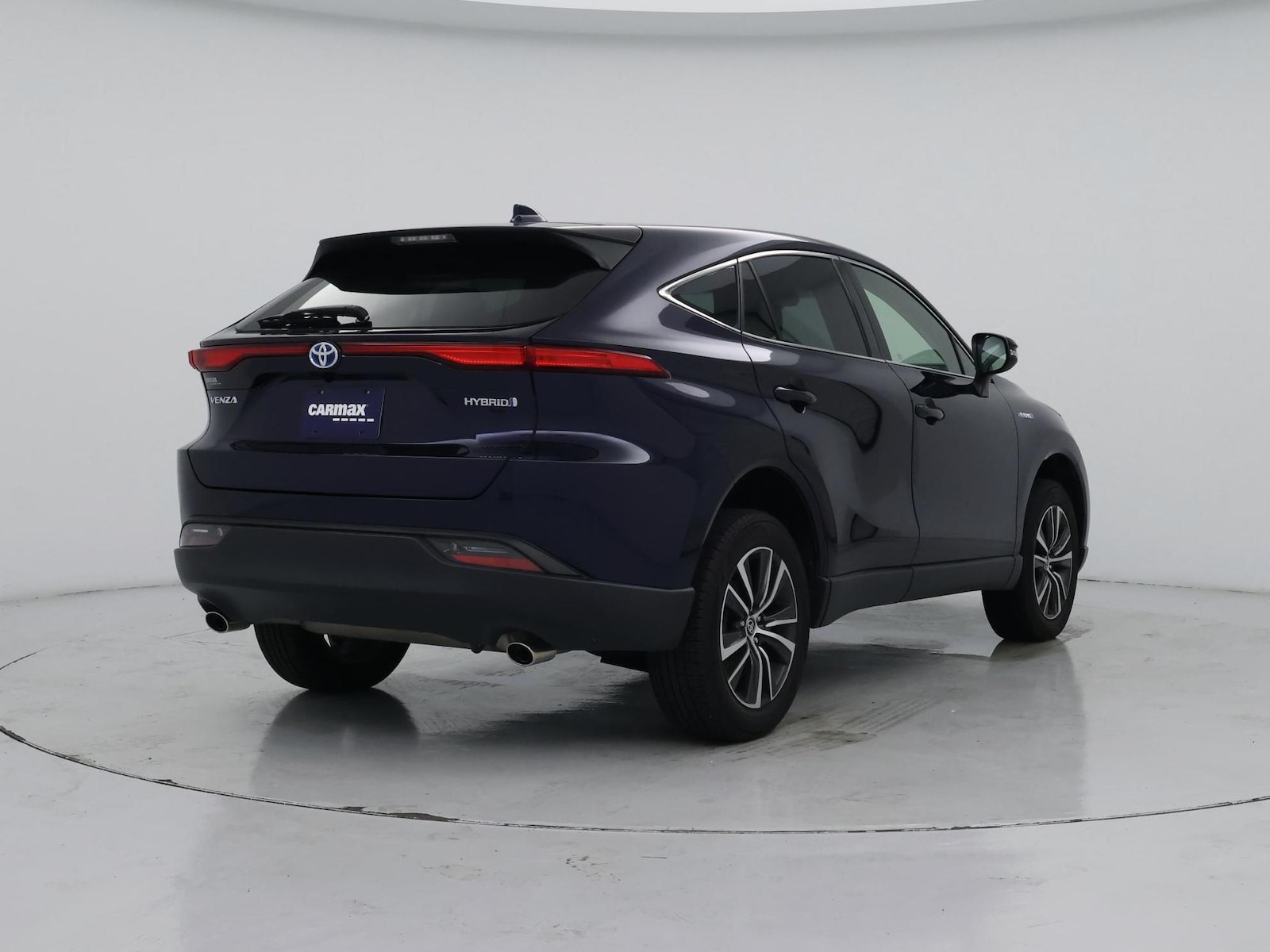 2021 Toyota Venza LE - Photo 9
