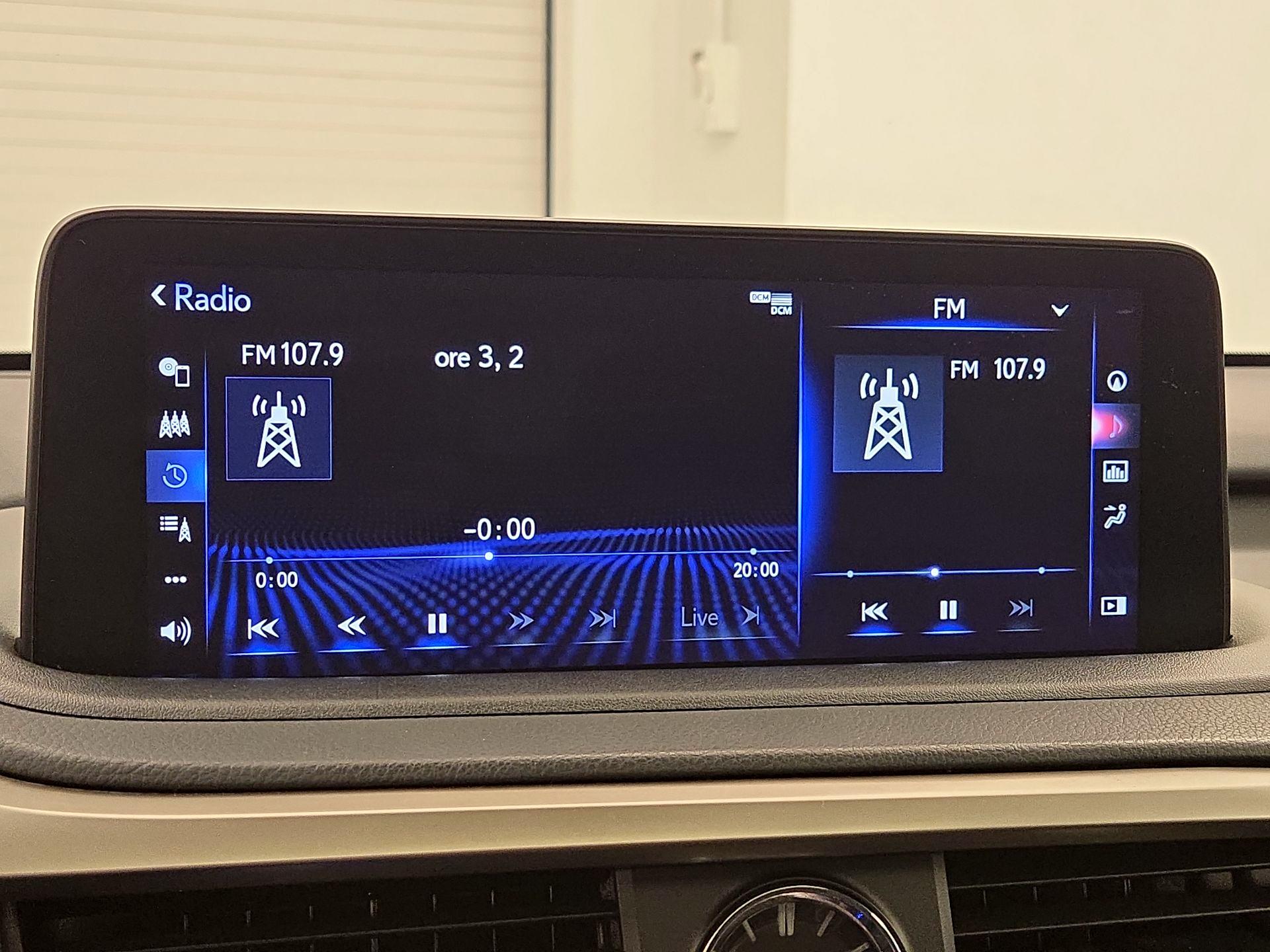 Thumbnail: 2021 Lexus RX - 16