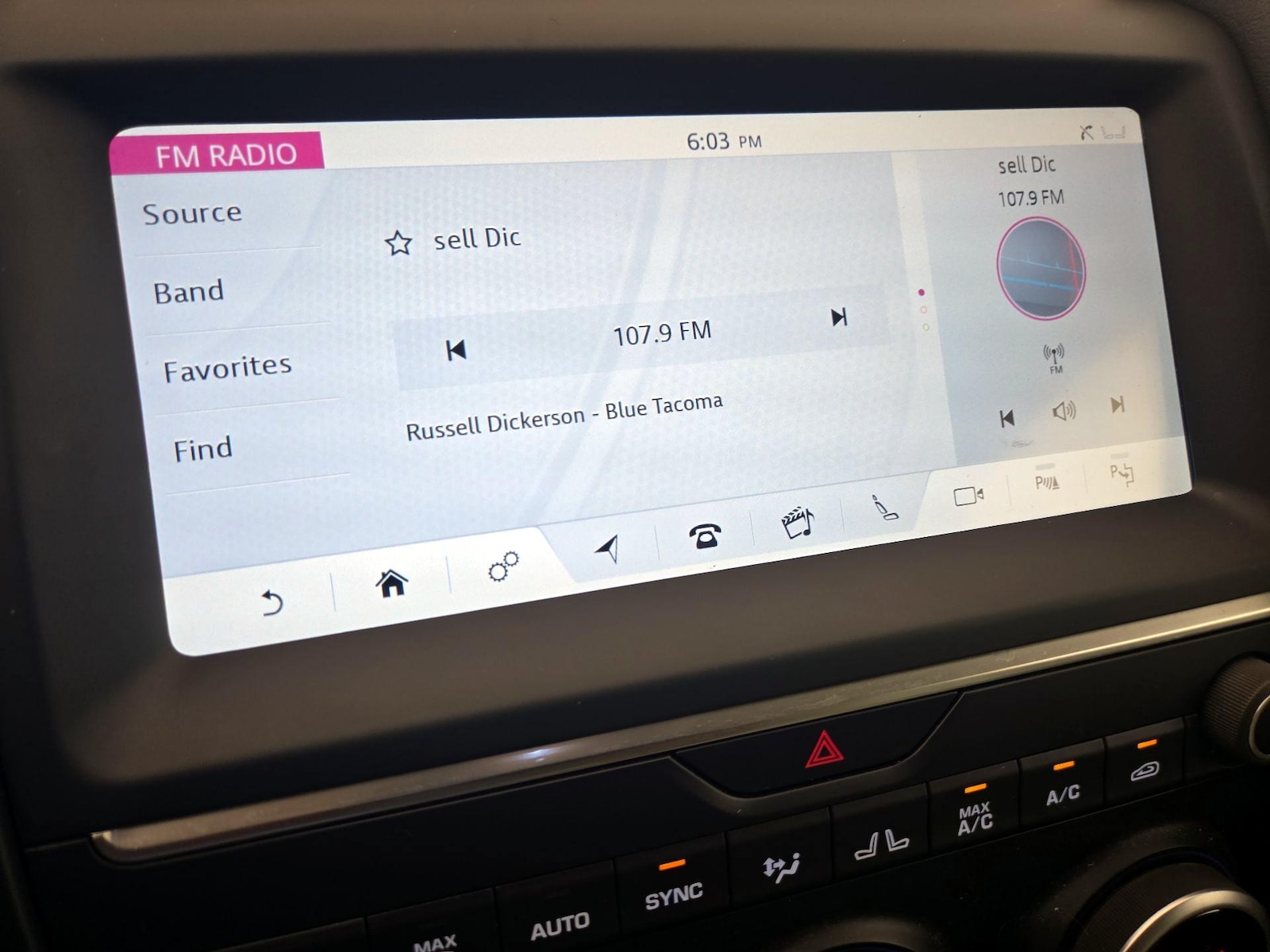 2020 Jaguar E-PACE SE - Photo 17