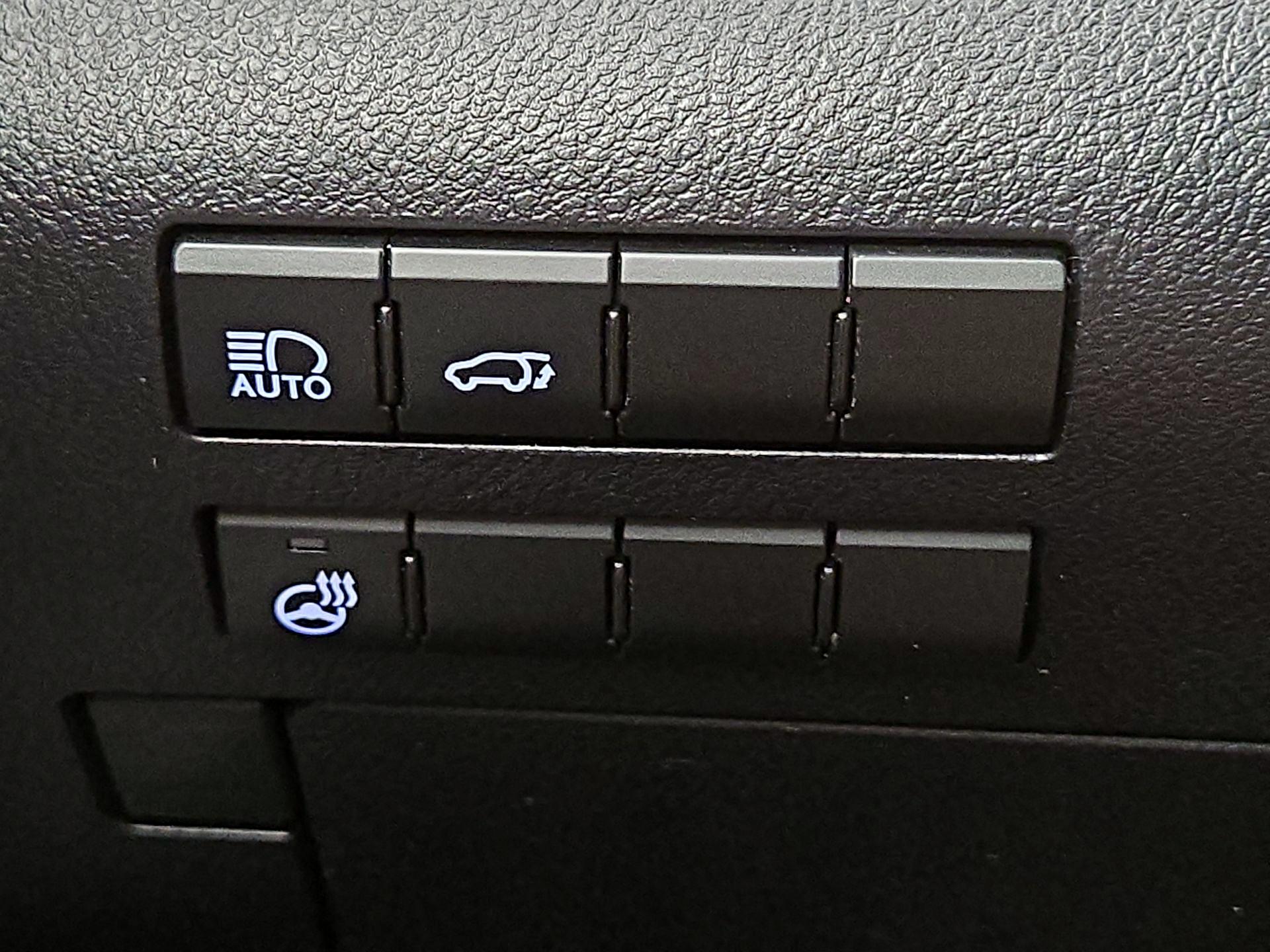 Thumbnail: 2021 Lexus RX - 13