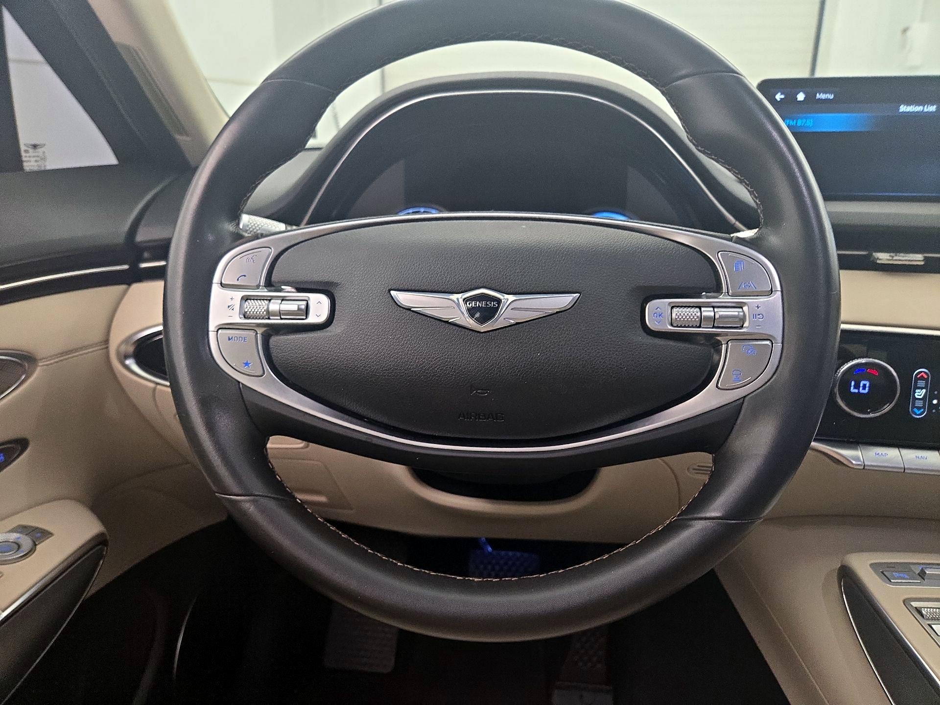 Thumbnail: 2022 Genesis GV70 - 10