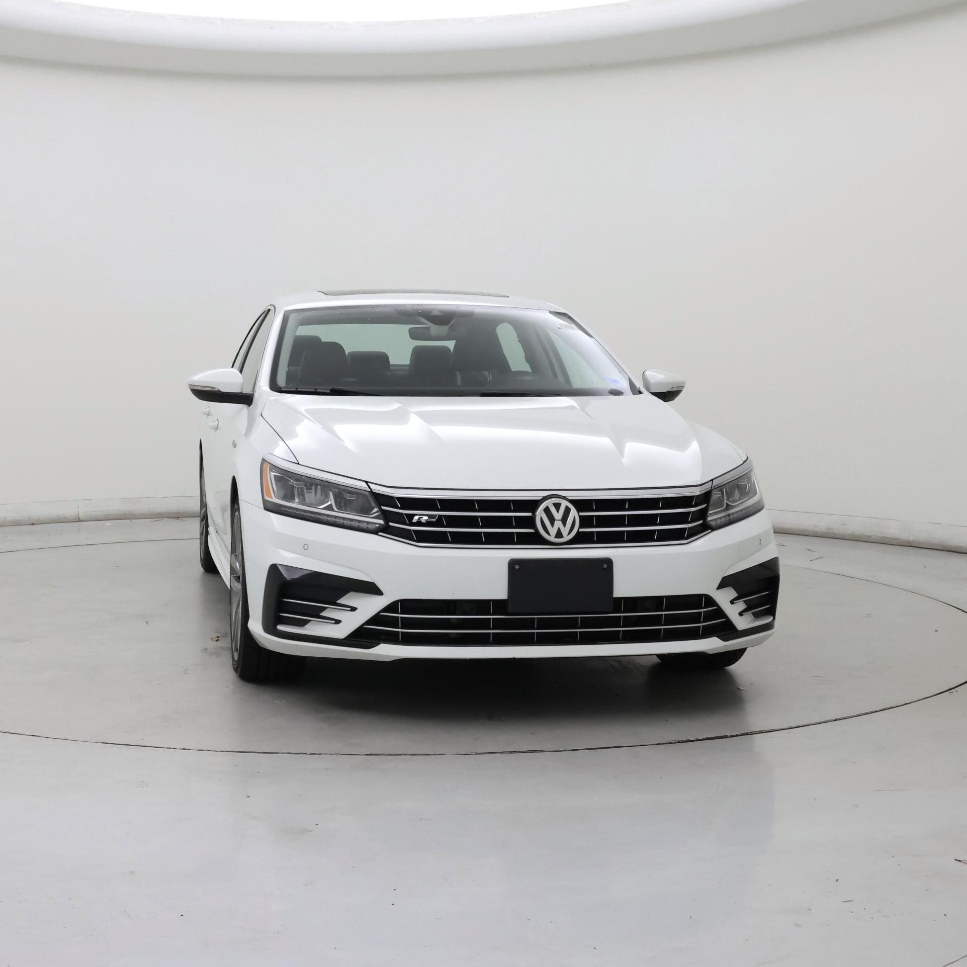 Thumbnail: 2019 Volkswagen Passat - 5