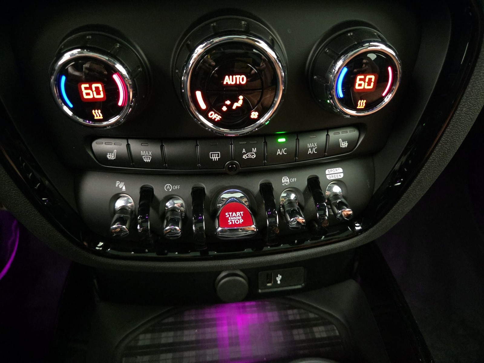 2022 MINI Clubman John Cooper Works - Photo 18