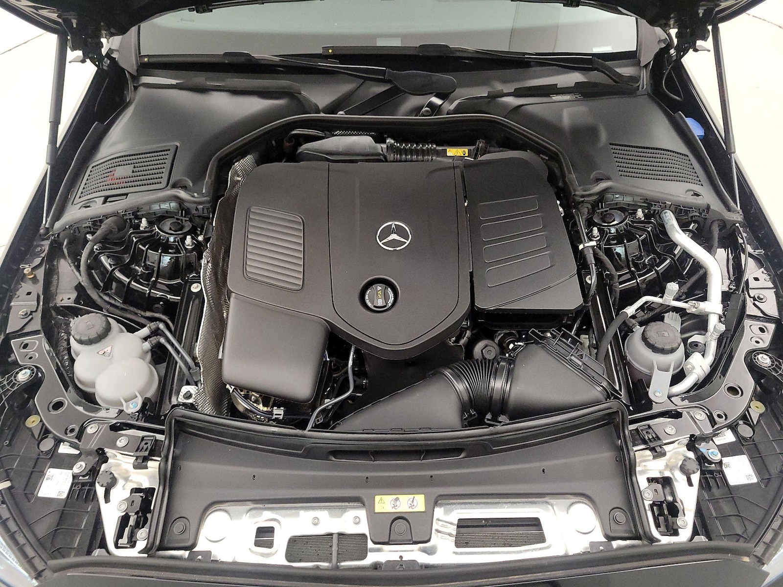2024 Mercedes-Benz C-Class Sedan C 300 - Photo 23