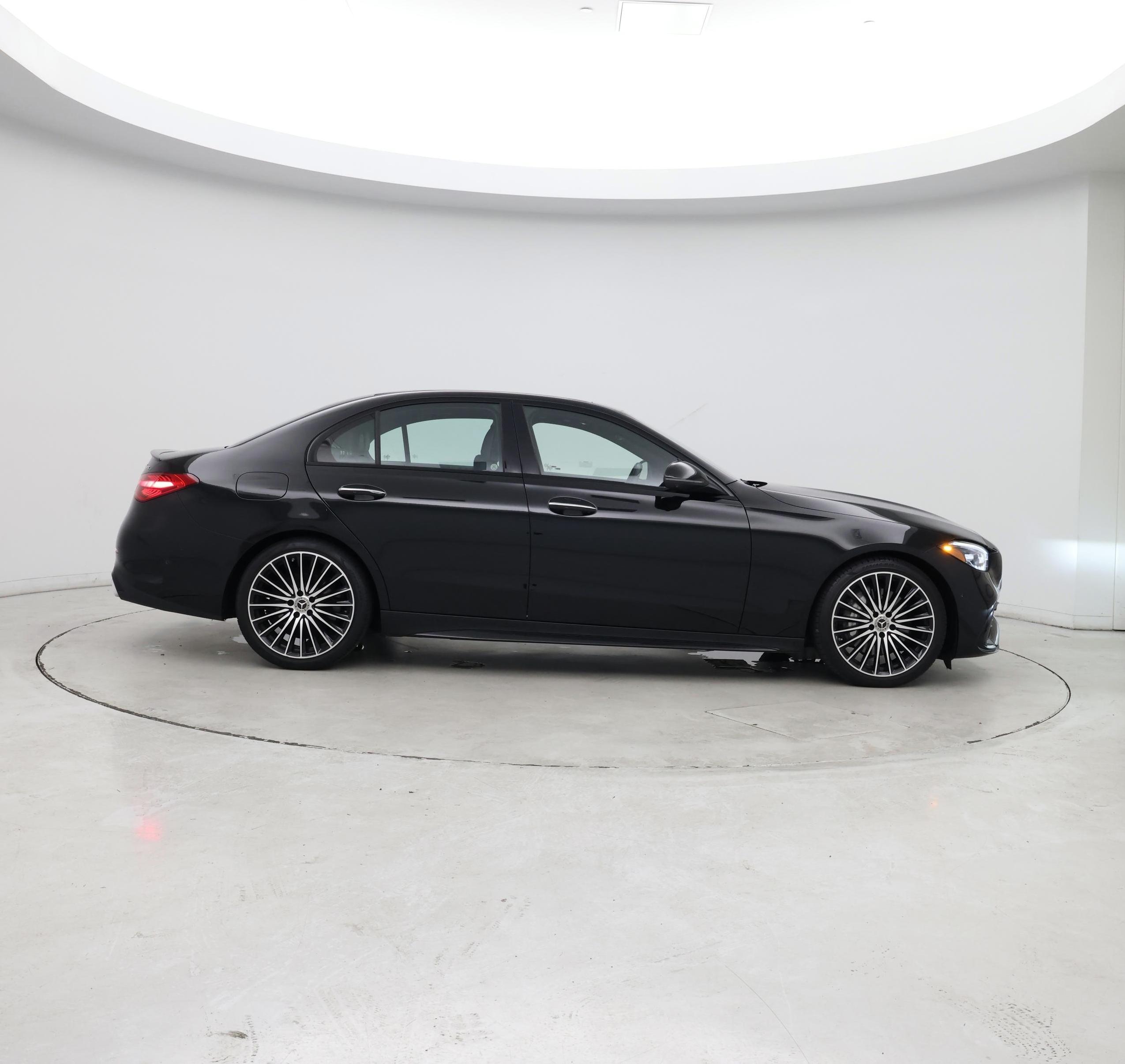Thumbnail: 2024 Mercedes-Benz C-Class - 7