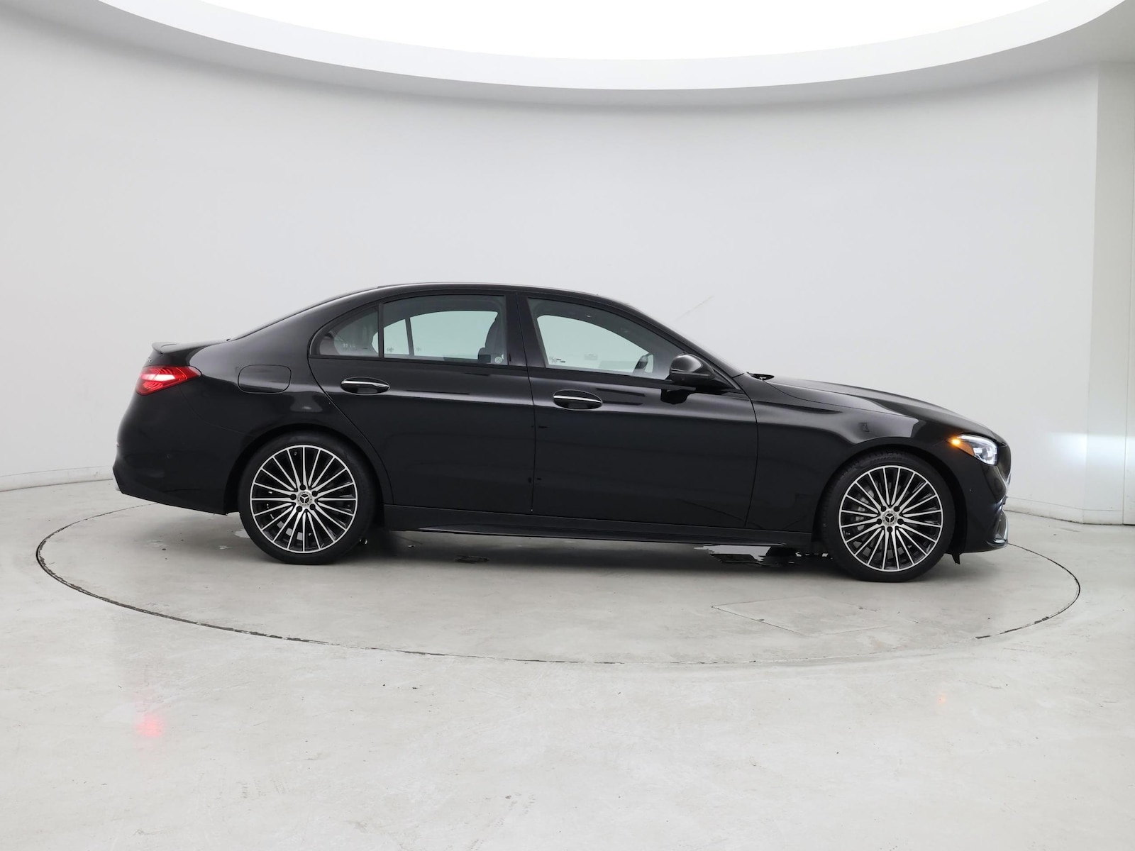 2024 Mercedes-Benz C-Class Sedan C 300 - Photo 8